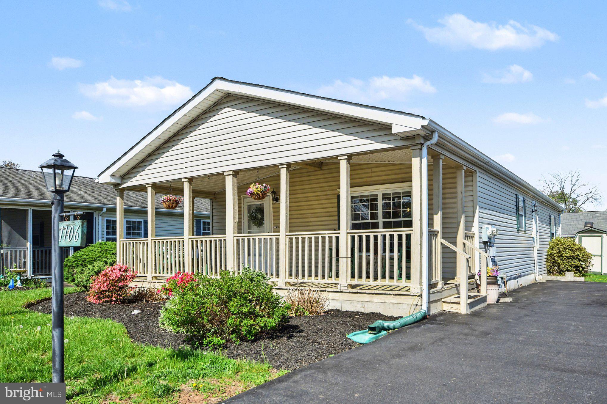 GWYNEDD WOODS - Residential