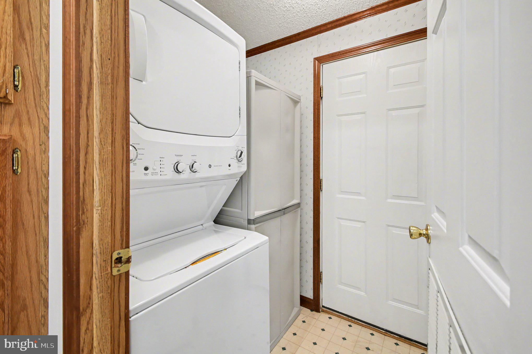 GWYNEDD WOODS - Residential