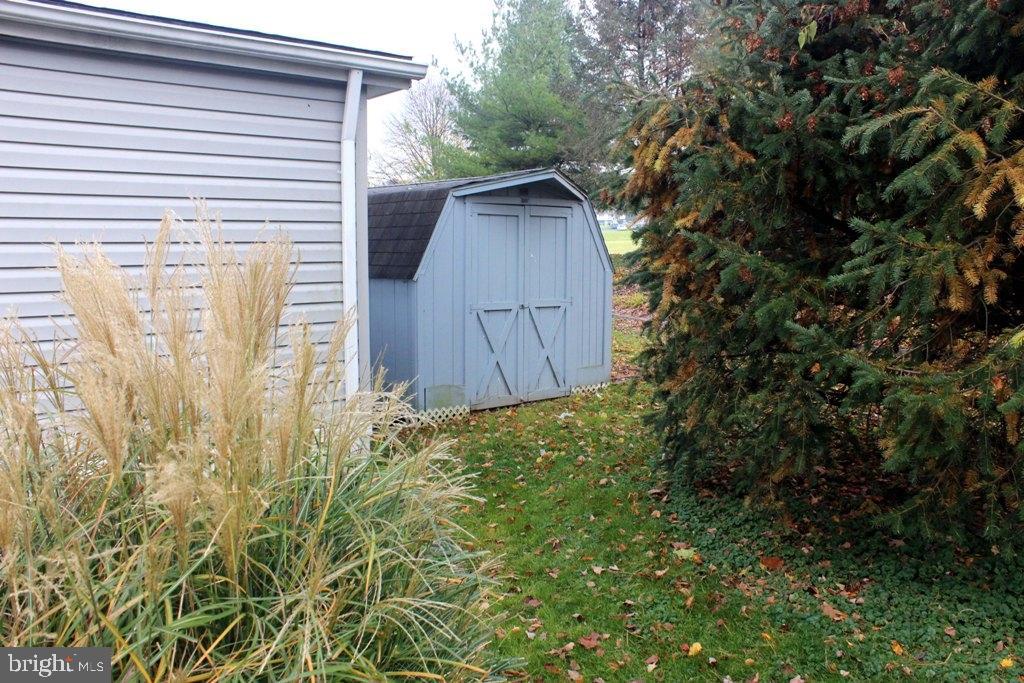 WINCHESTER MEADOWS - Residential