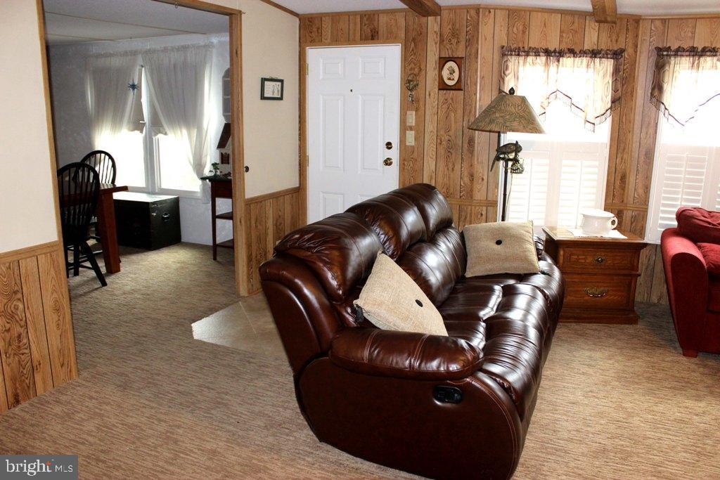 WINCHESTER MEADOWS - Residential