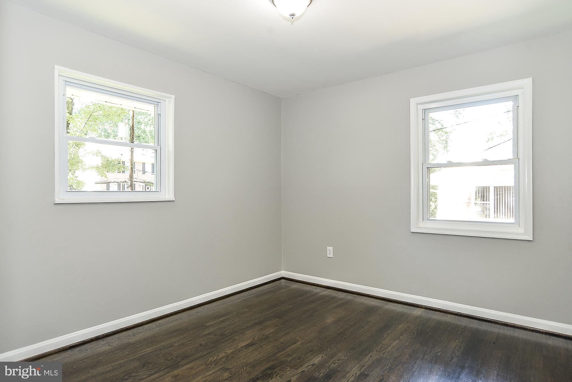 VIRGINIA HILLS - Residential