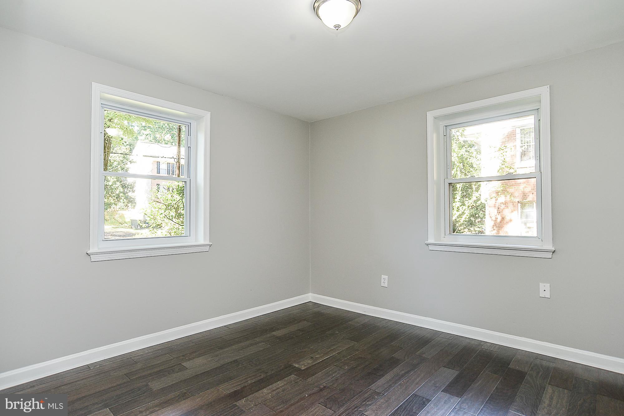 VIRGINIA HILLS - Residential