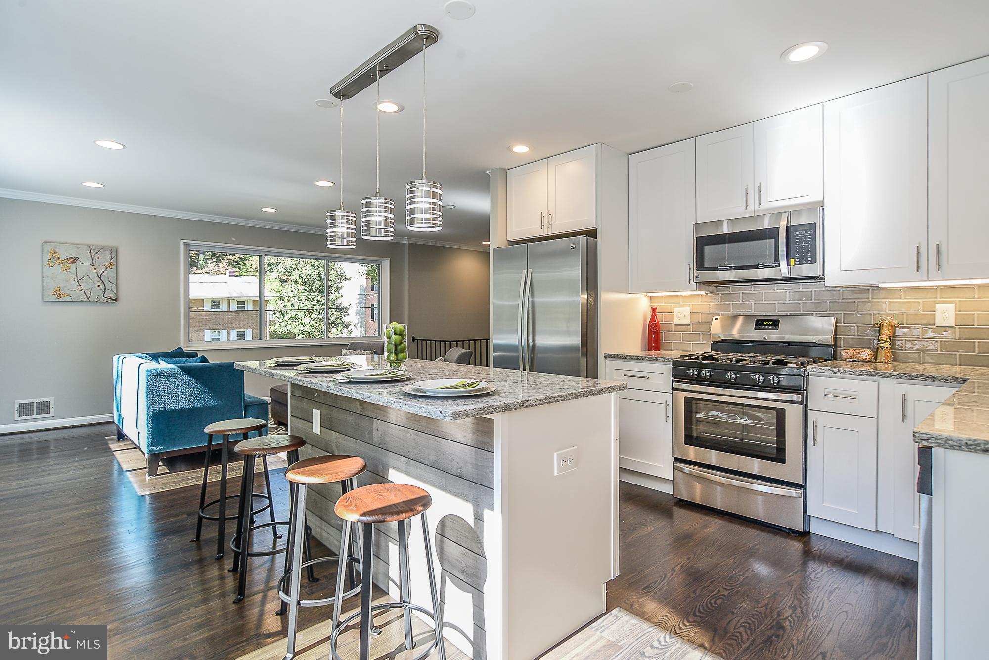 VIRGINIA HILLS - Residential