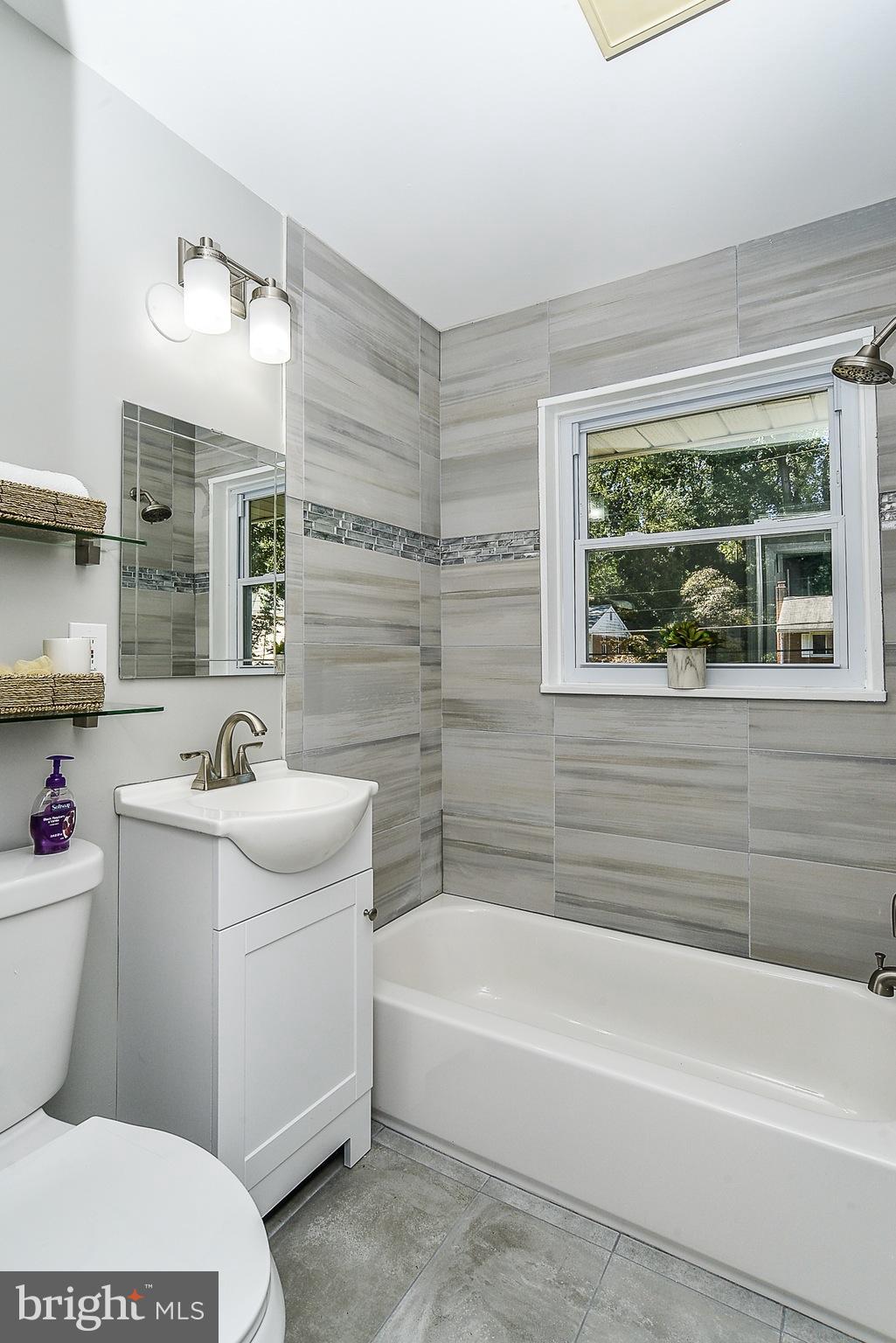 VIRGINIA HILLS - Residential