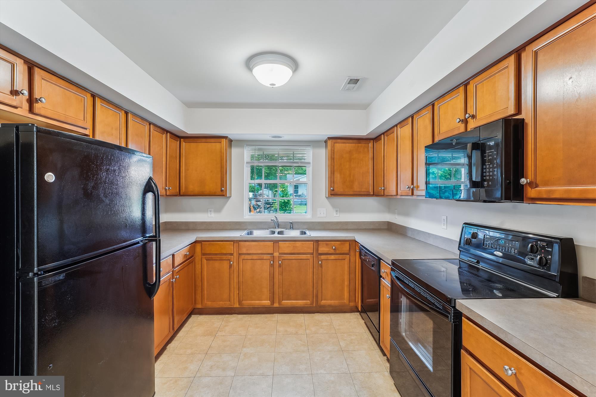 MAYFIELD - Residential Lease