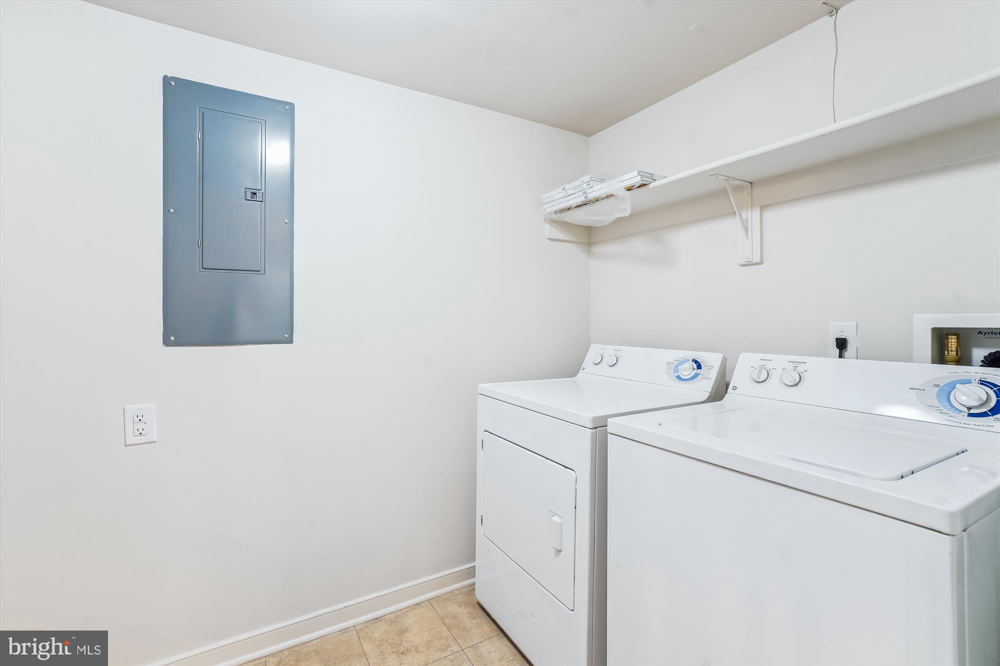 MAYFIELD - Residential Lease