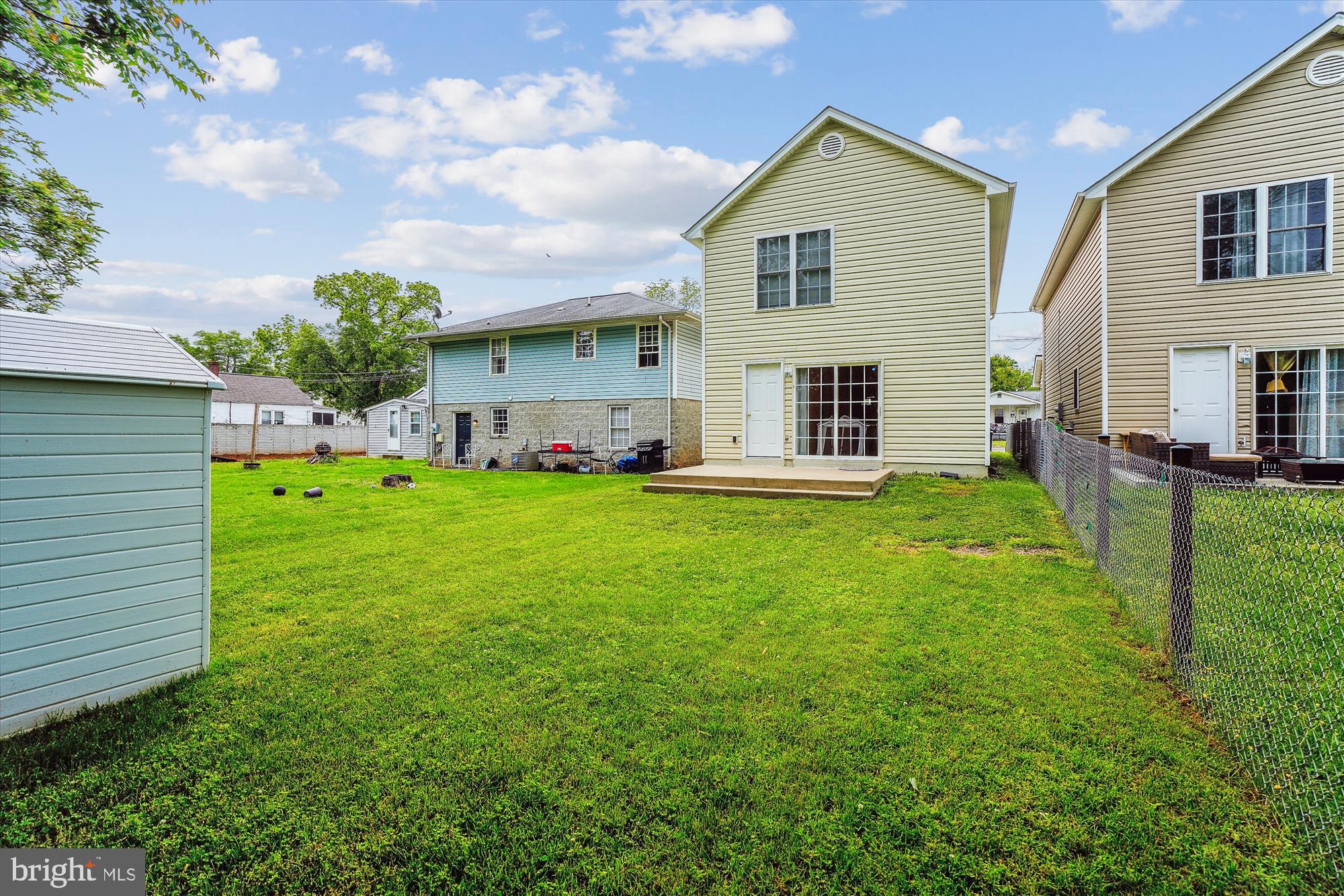 MAYFIELD - Residential Lease