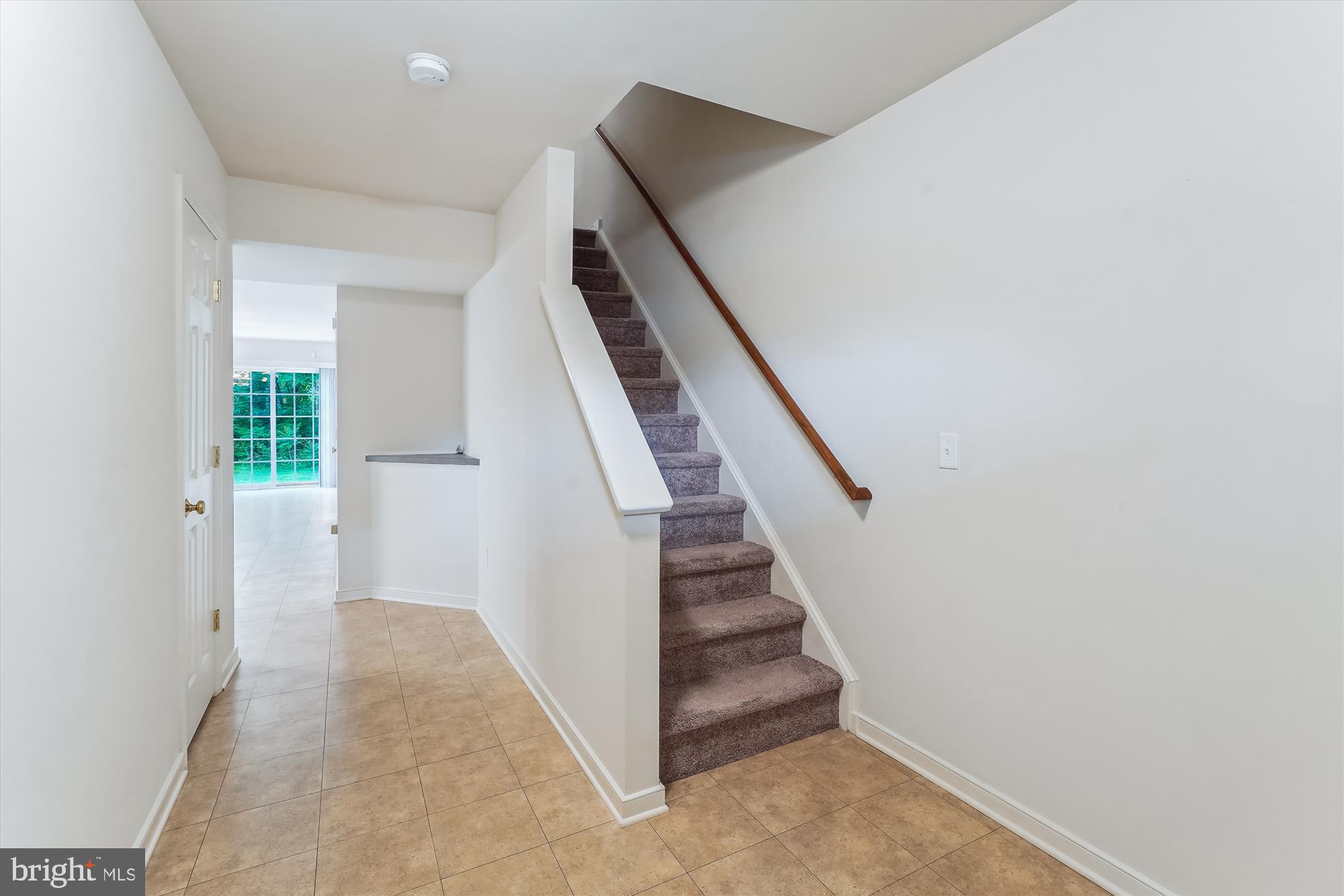 MAYFIELD - Residential Lease