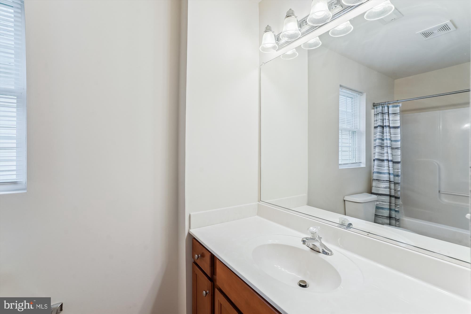 MAYFIELD - Residential Lease