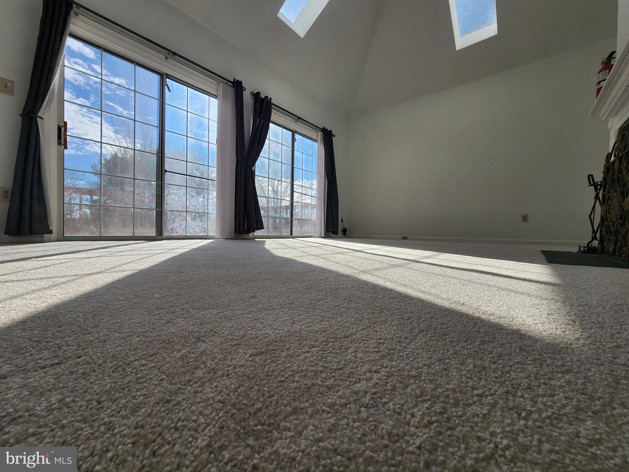 POTOMAC RIDGE - Residential Lease