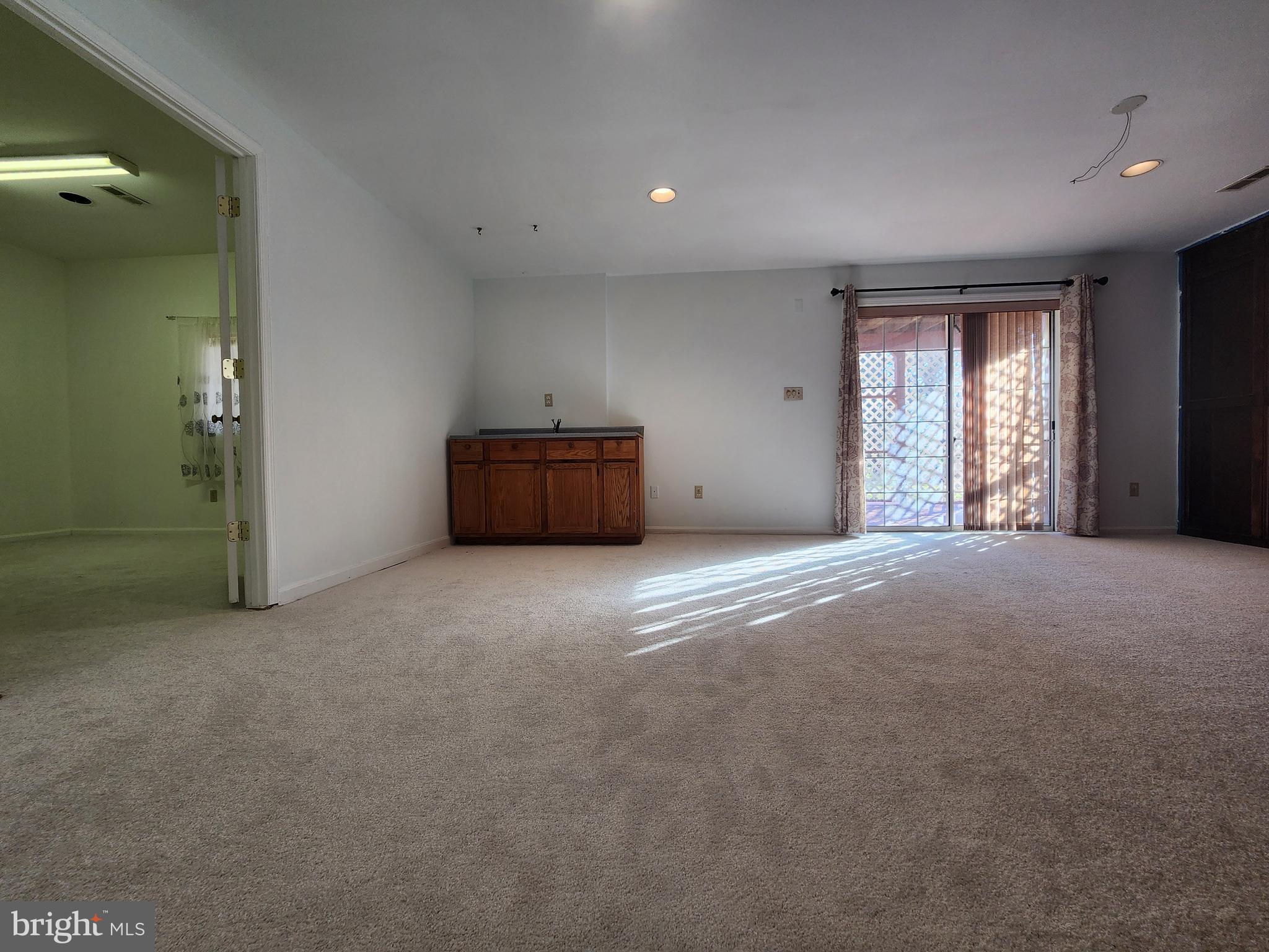 POTOMAC RIDGE - Residential Lease