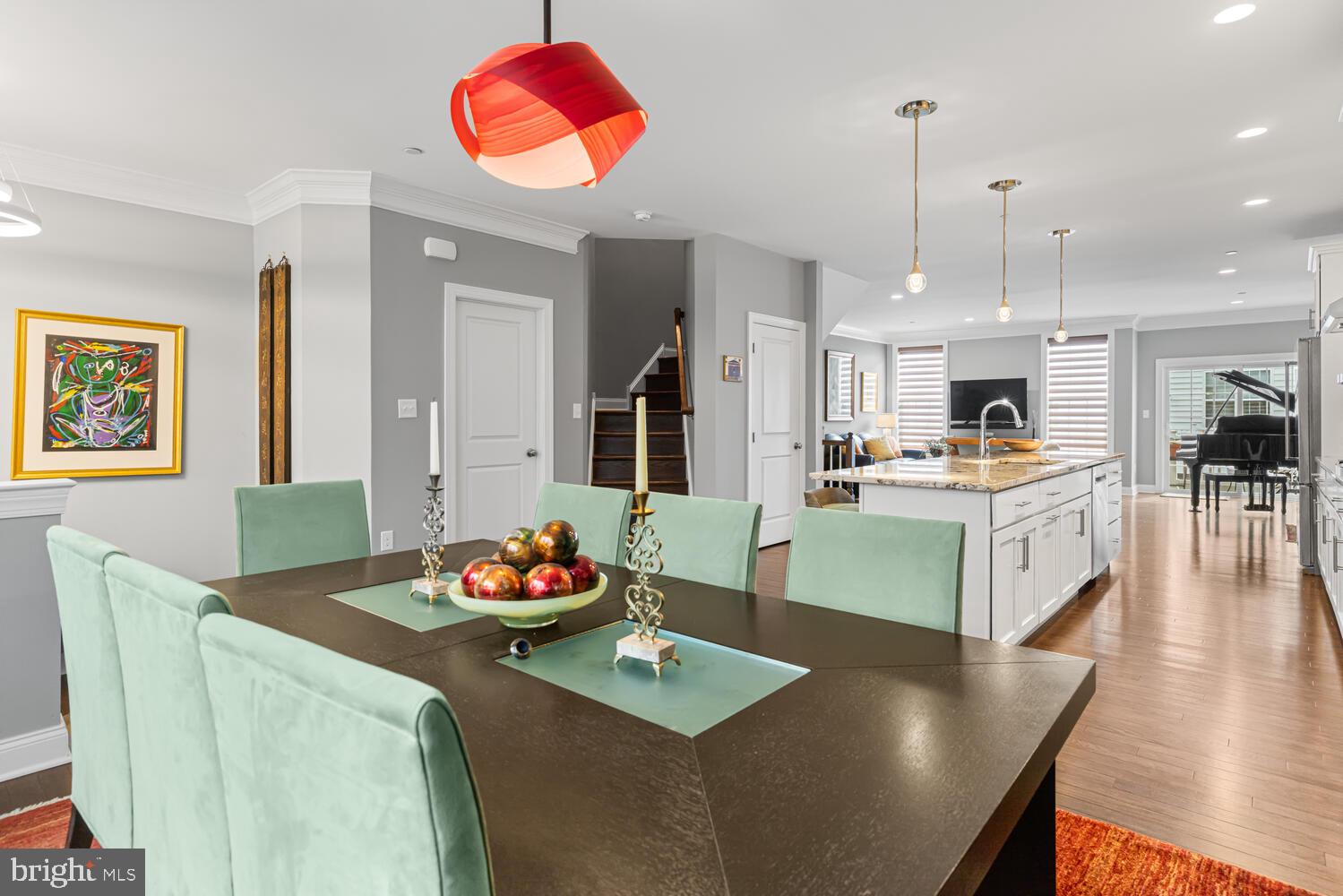 RAVENSCLIFF - Residential