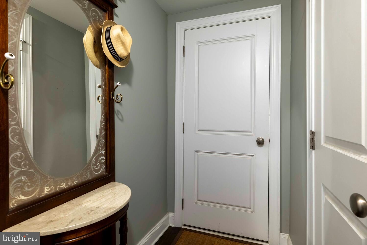 RAVENSCLIFF - Residential