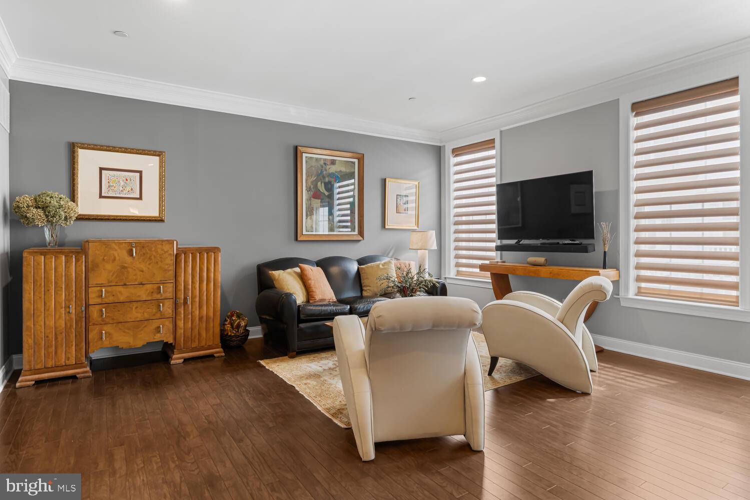 RAVENSCLIFF - Residential