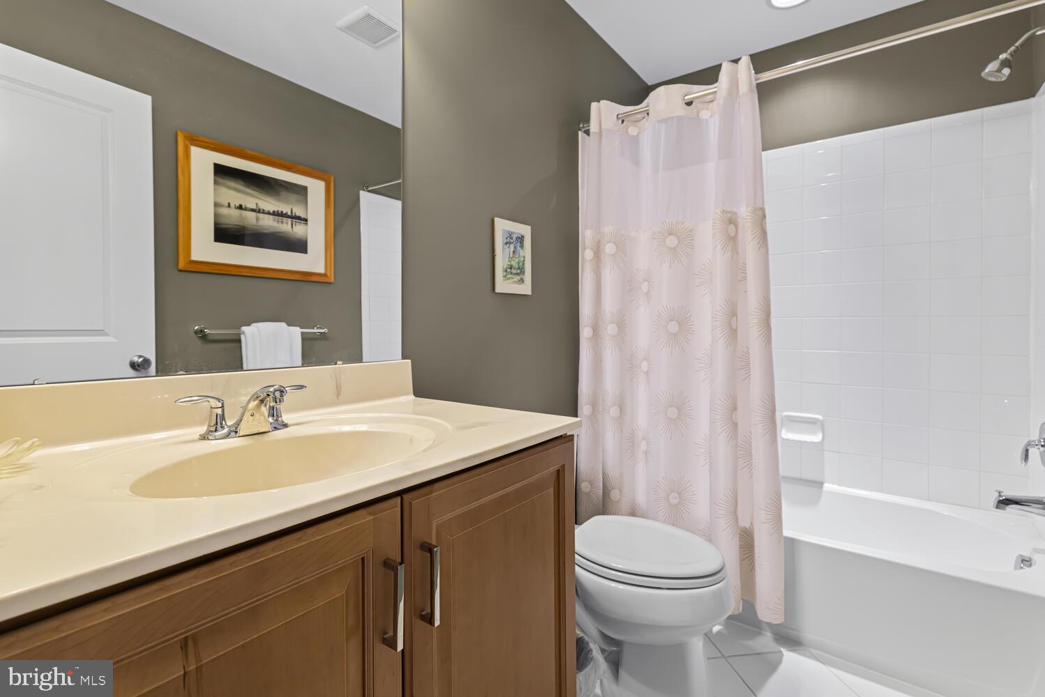 RAVENSCLIFF - Residential