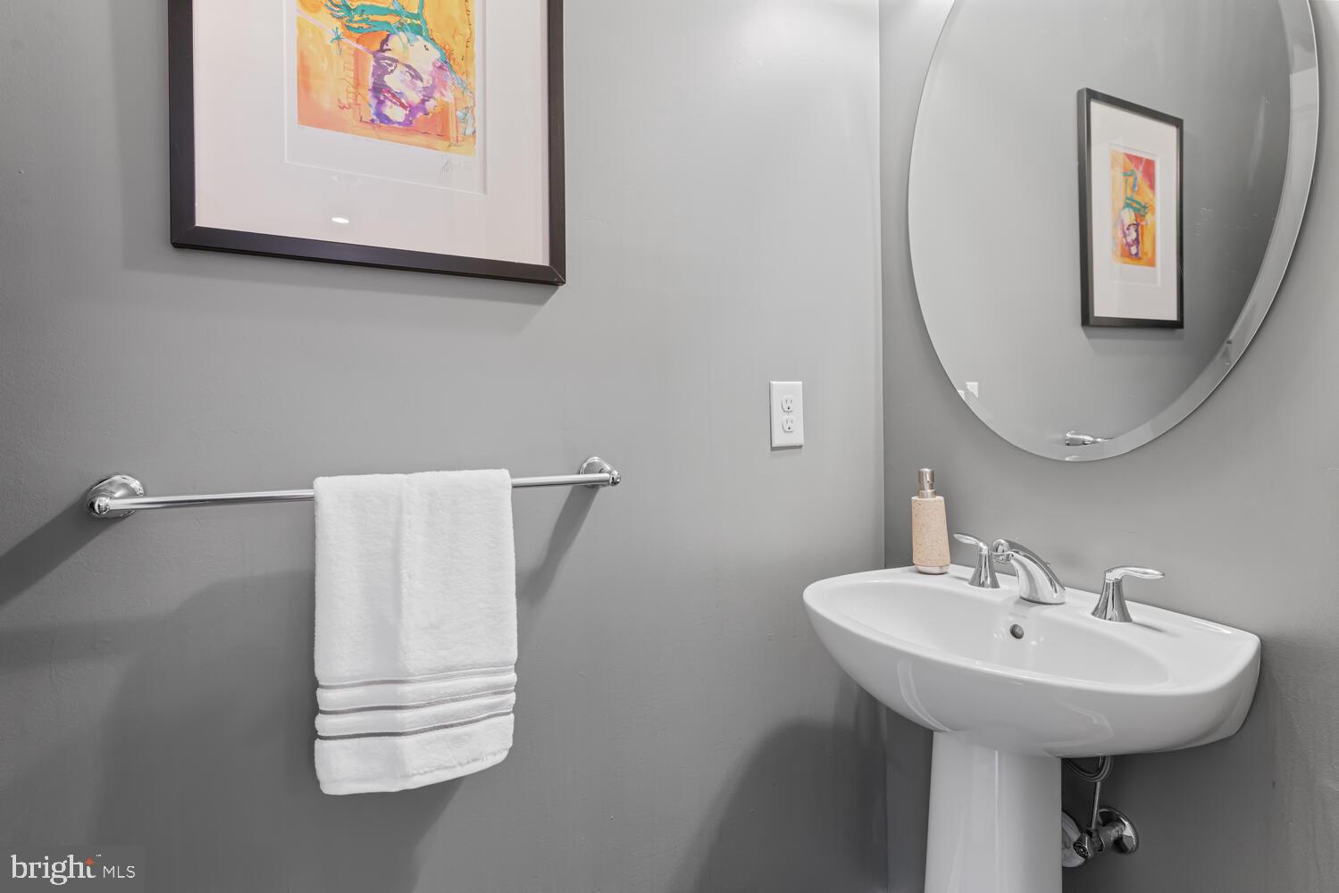 RAVENSCLIFF - Residential