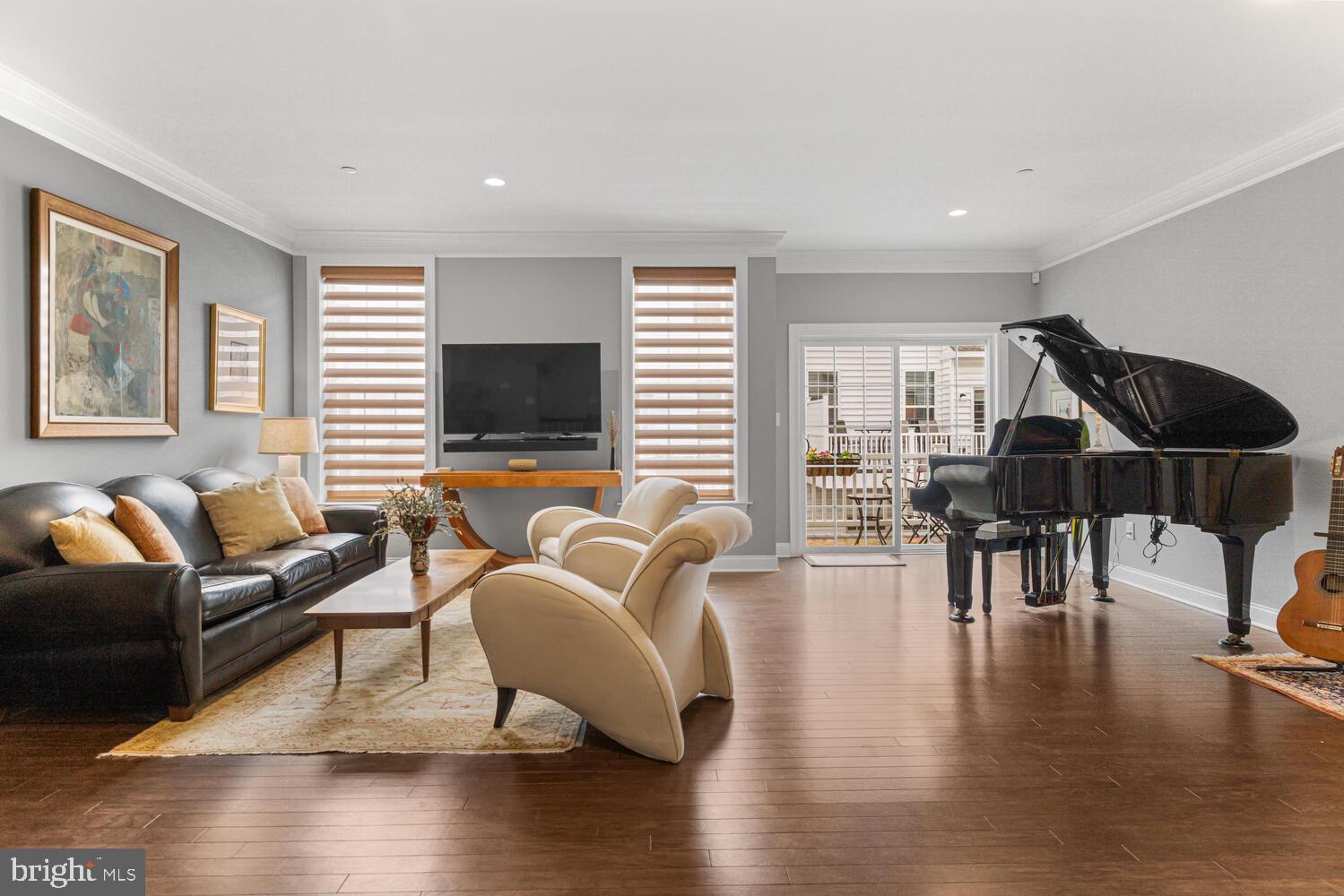 RAVENSCLIFF - Residential