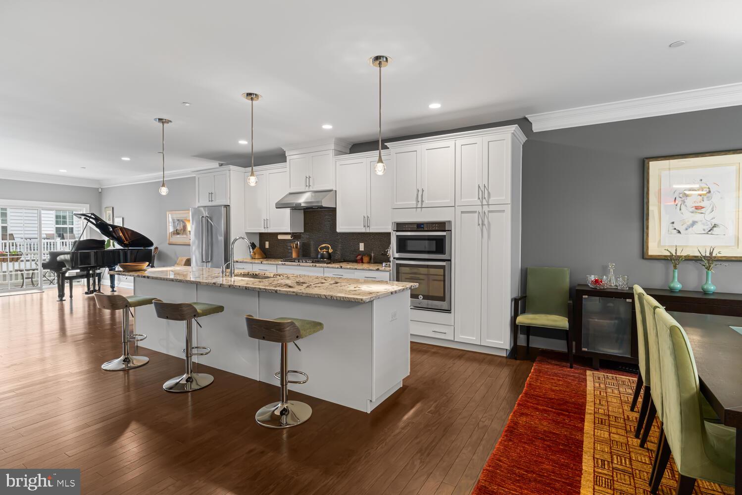 RAVENSCLIFF - Residential