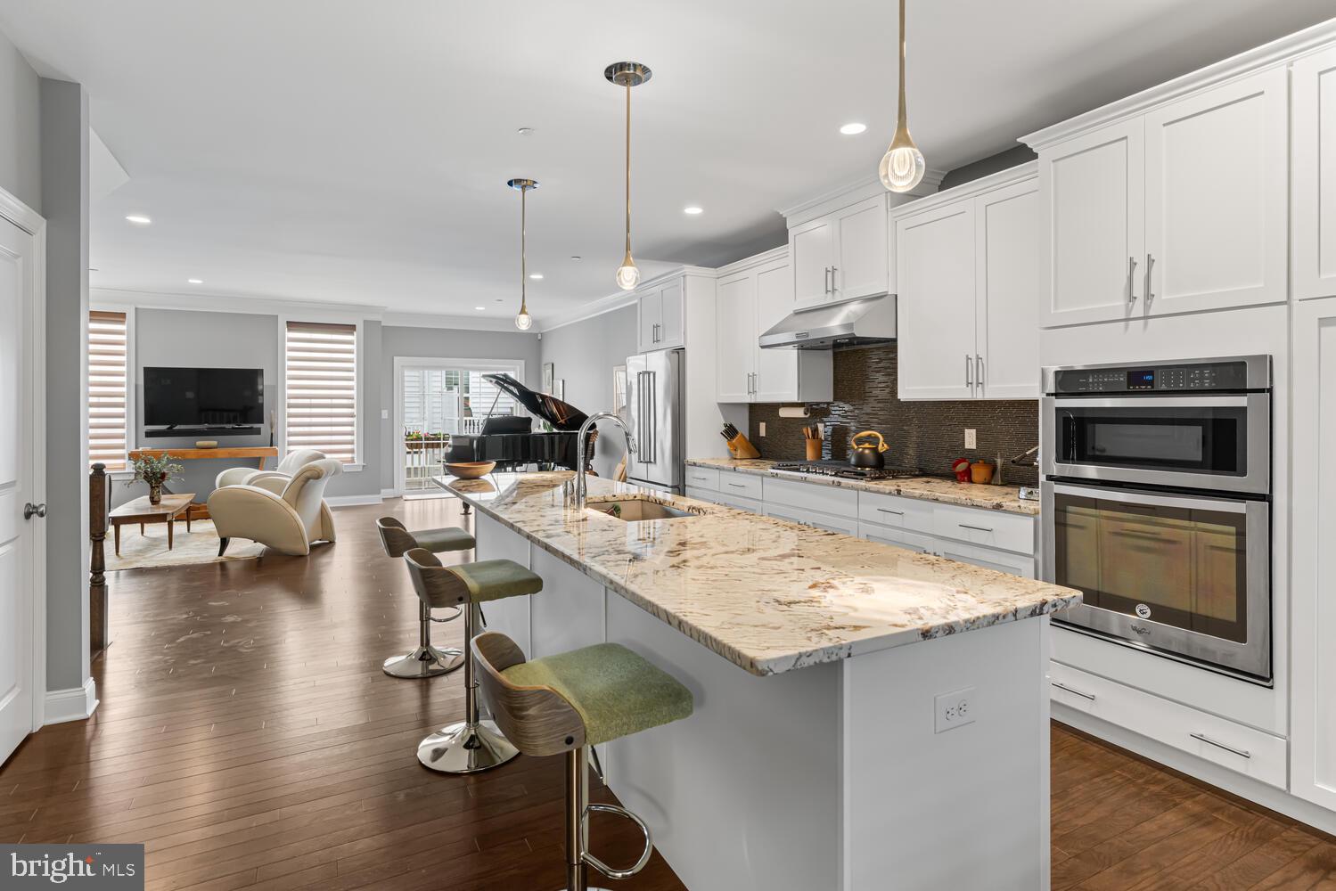 RAVENSCLIFF - Residential