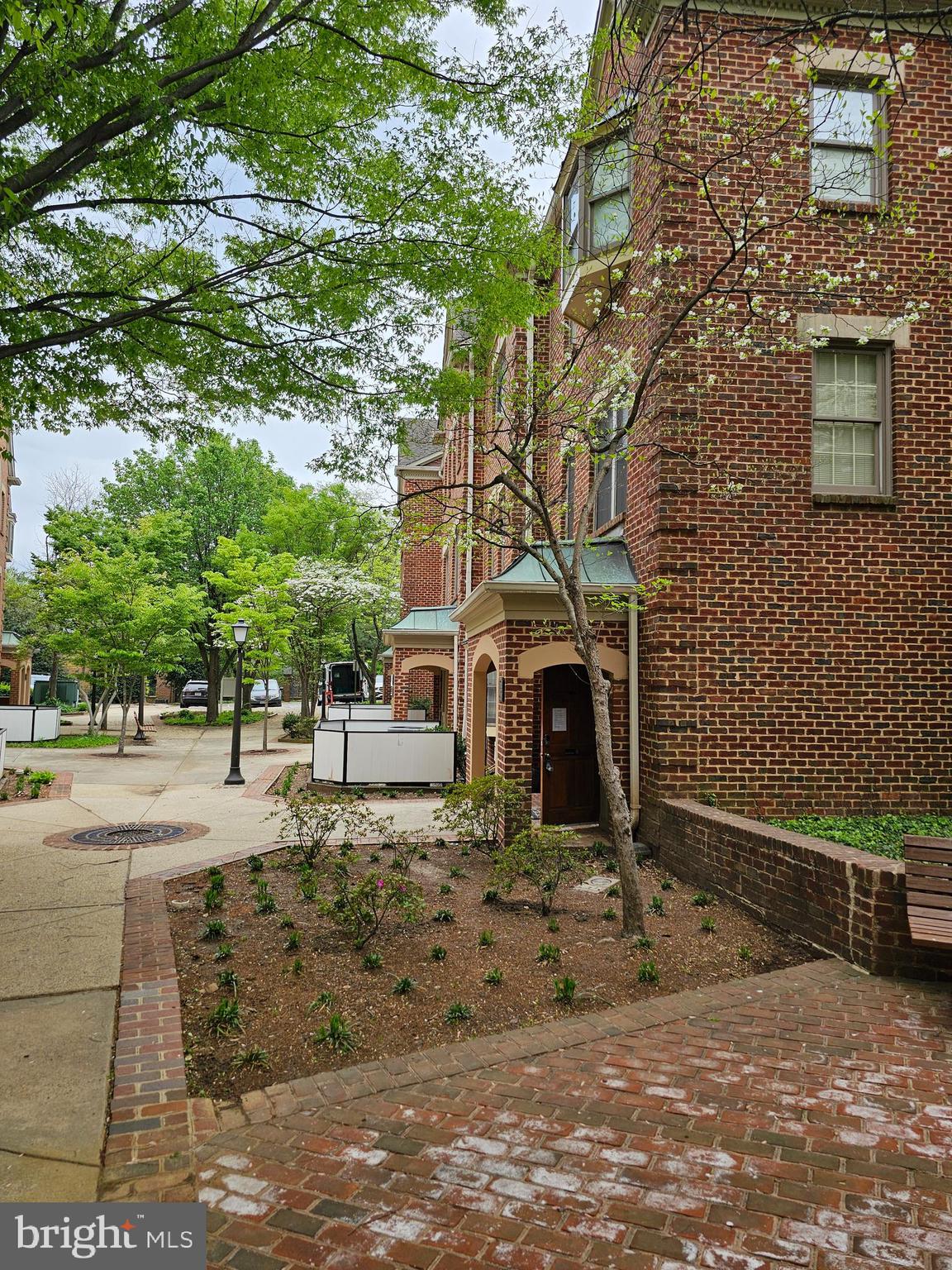 MERRION CENTRE PROFESSIONAL PARK - Commercial Sale