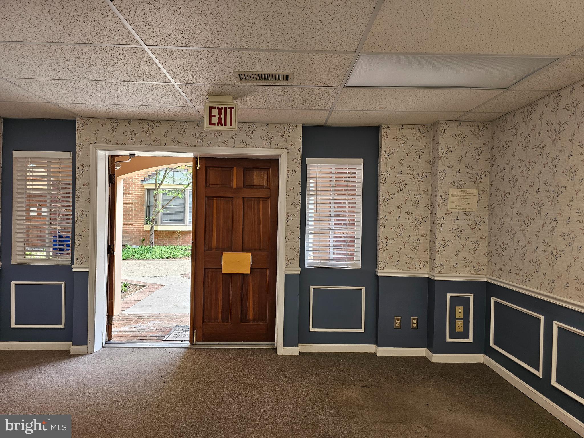 MERRION CENTRE PROFESSIONAL PARK - Commercial Sale