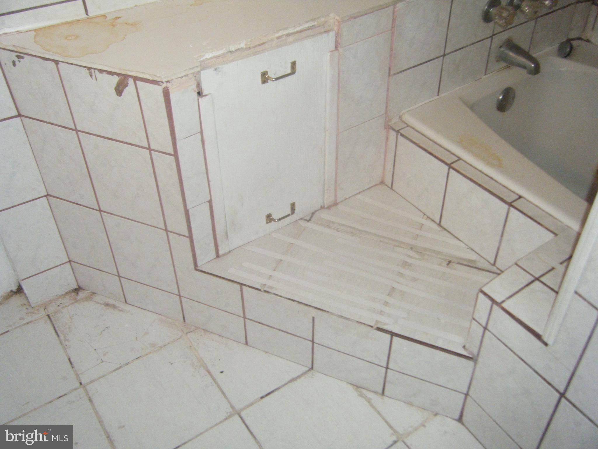 WEST PHILADELPHIA - Residential