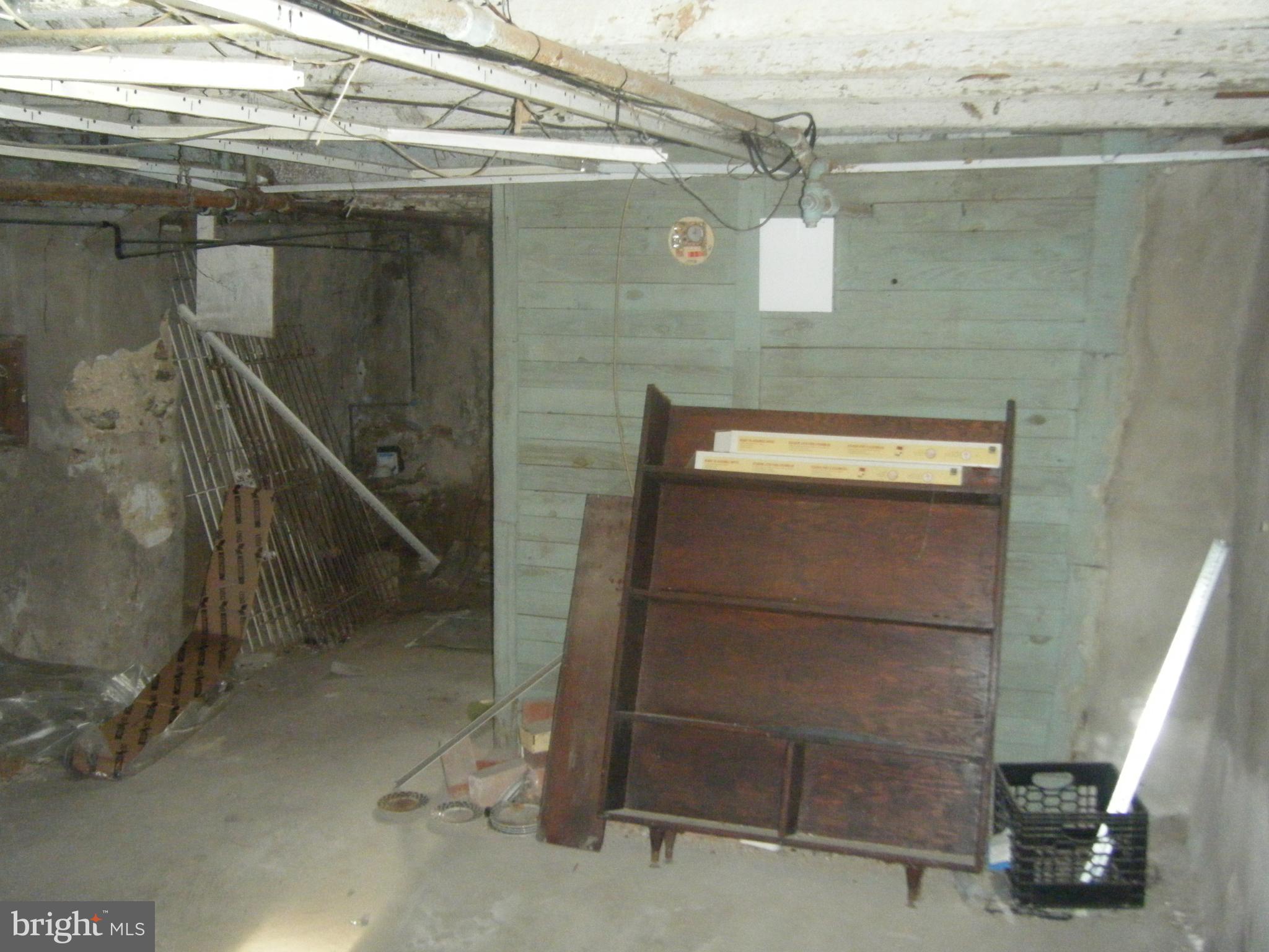 WEST PHILADELPHIA - Residential