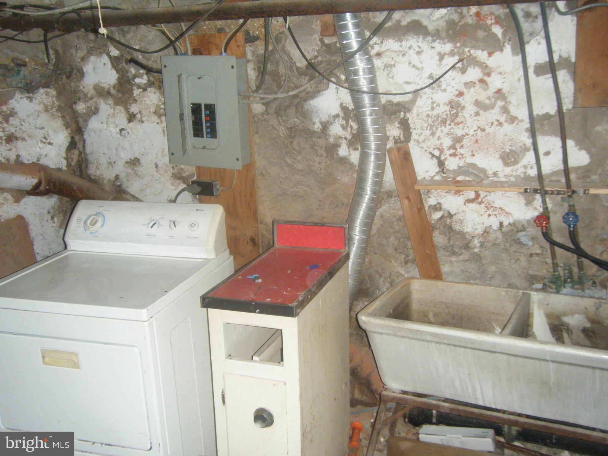 WEST PHILADELPHIA - Residential