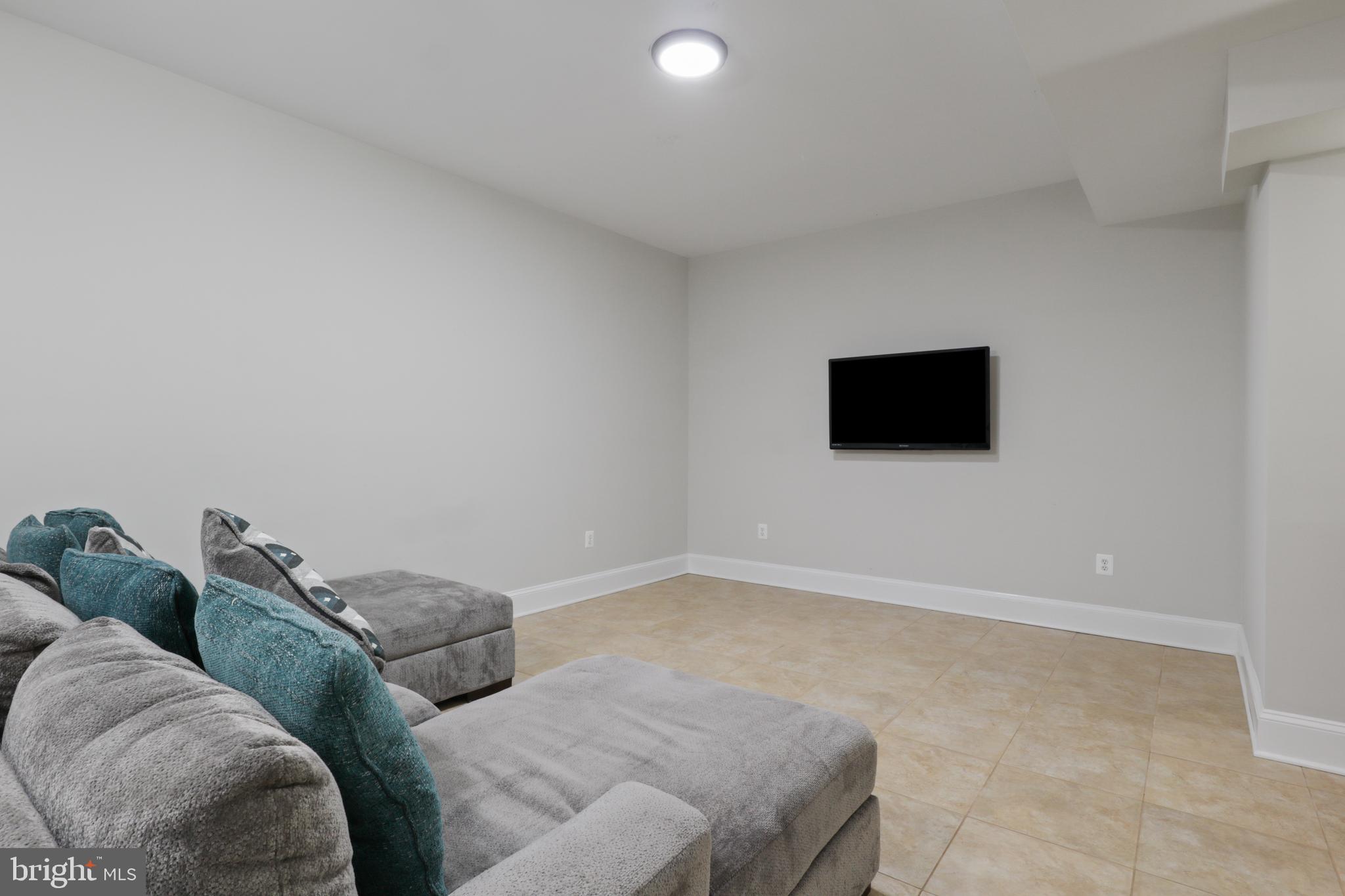 OAKWOOD - Residential