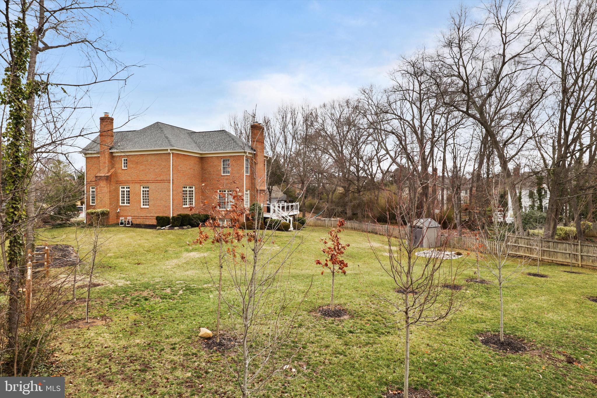 OAKWOOD - Residential