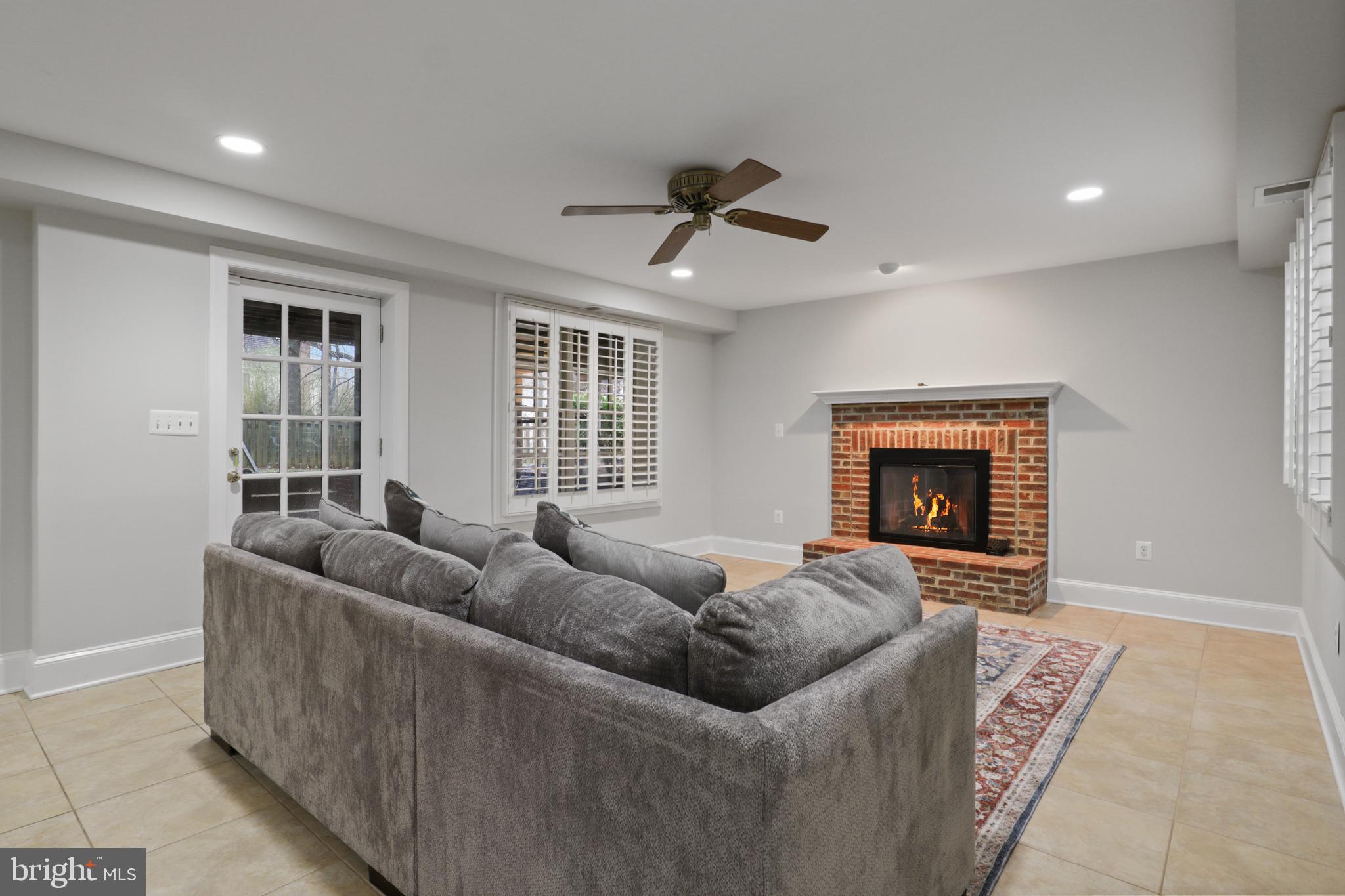 OAKWOOD - Residential