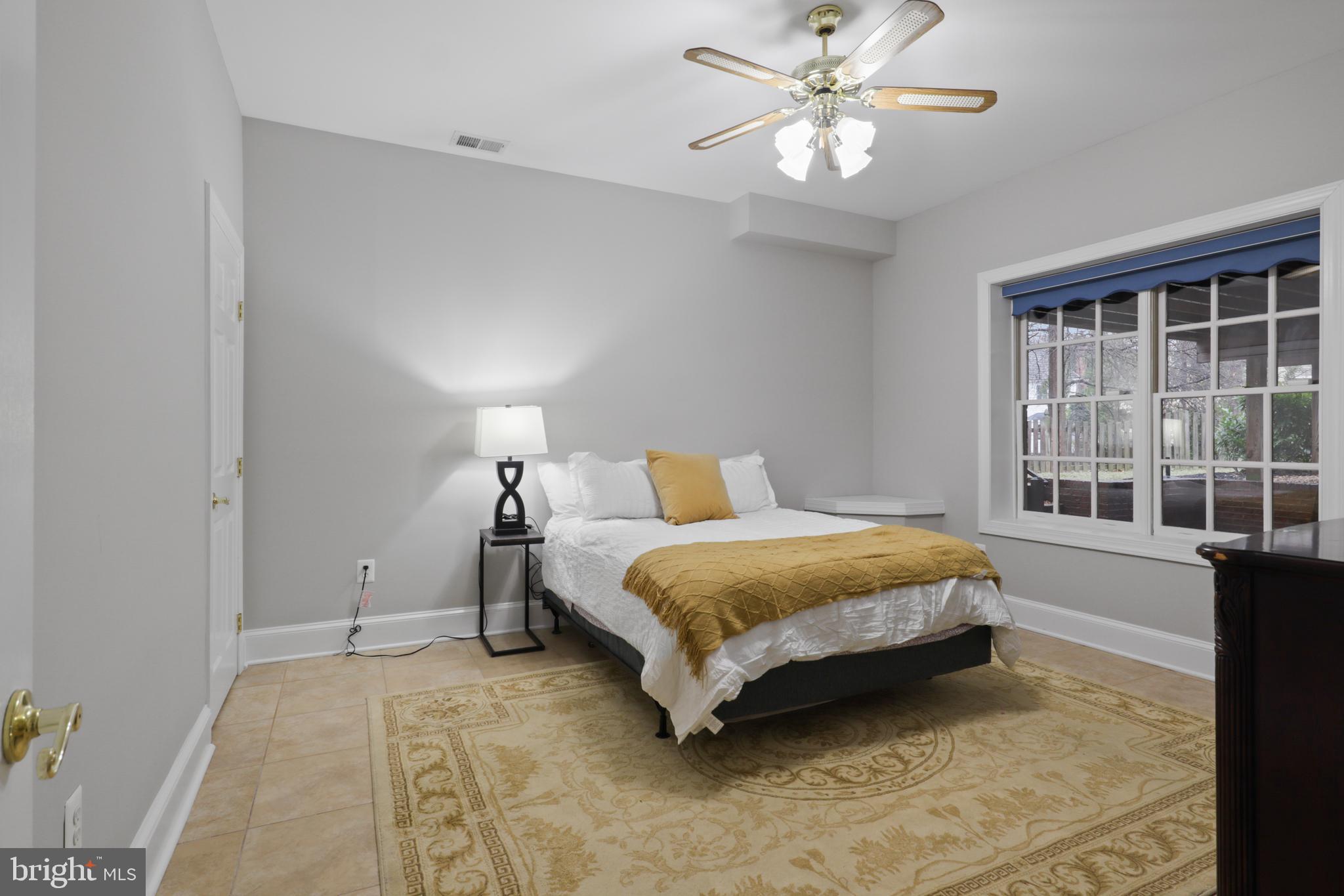 OAKWOOD - Residential