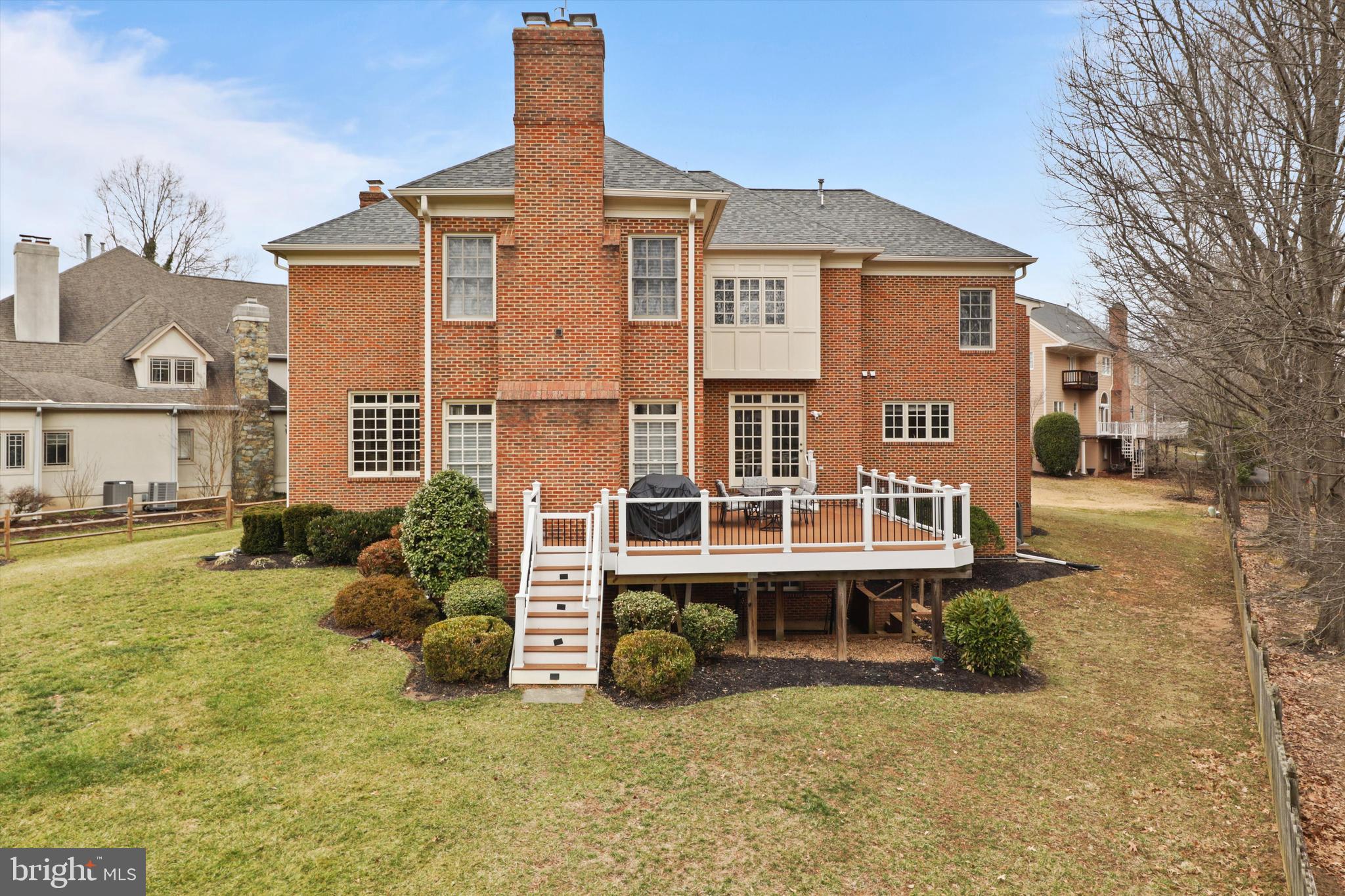 OAKWOOD - Residential