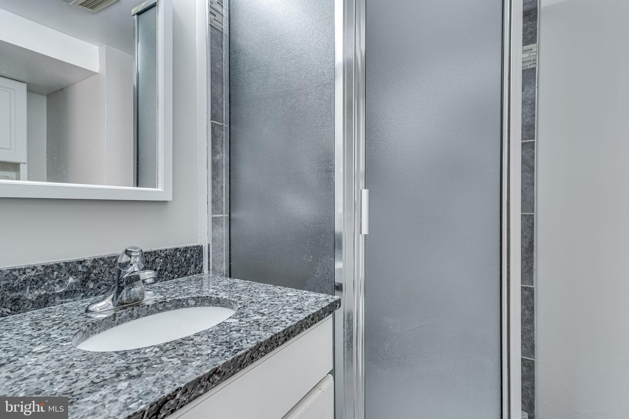 HUNTING CREEK - Residential Lease