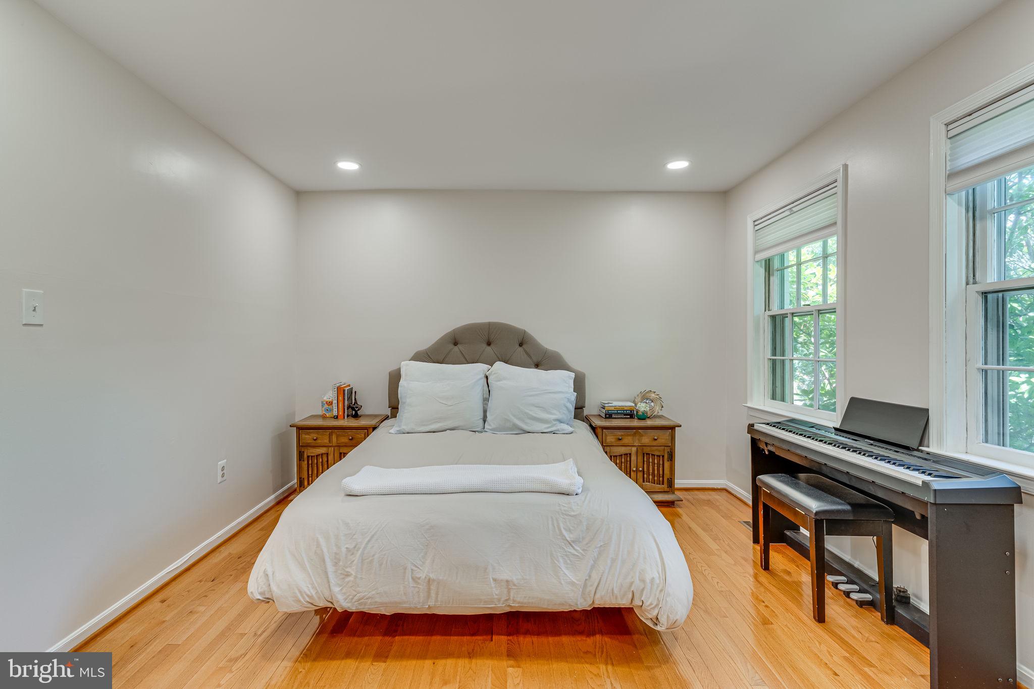 HUNTING CREEK - Residential Lease