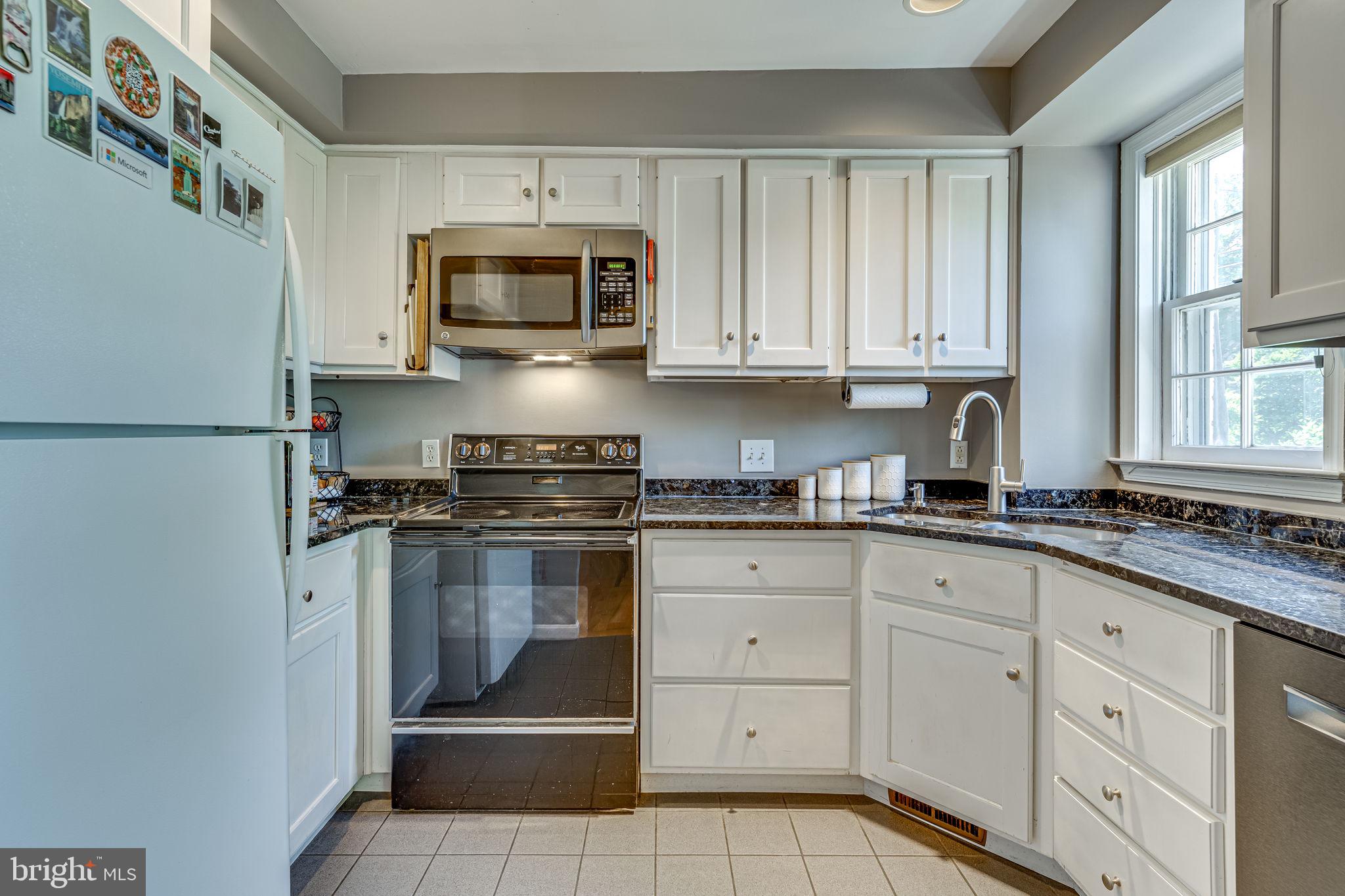 HUNTING CREEK - Residential Lease