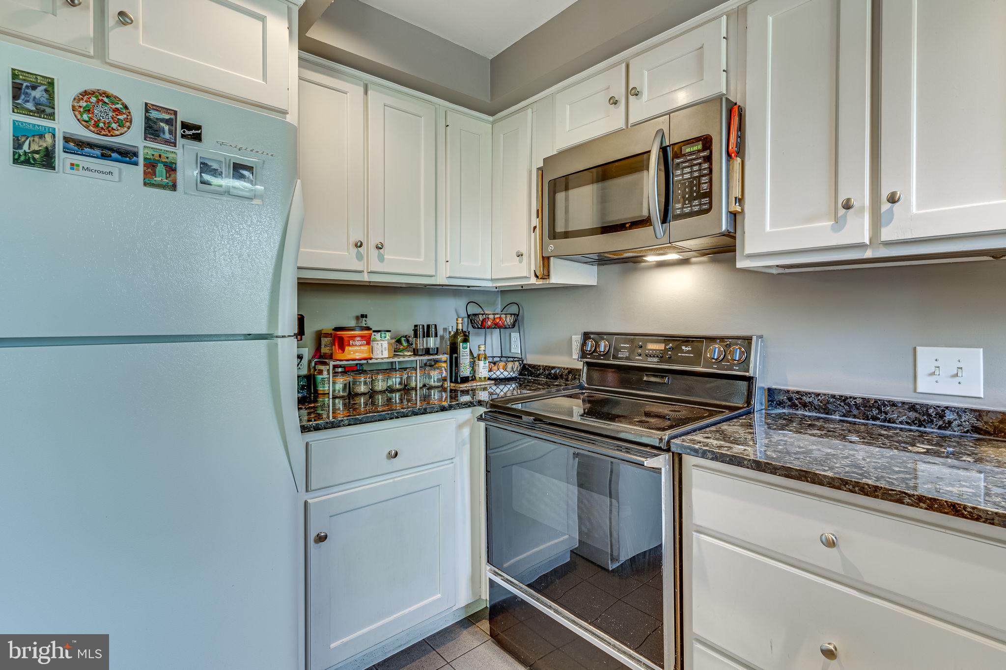 HUNTING CREEK - Residential Lease