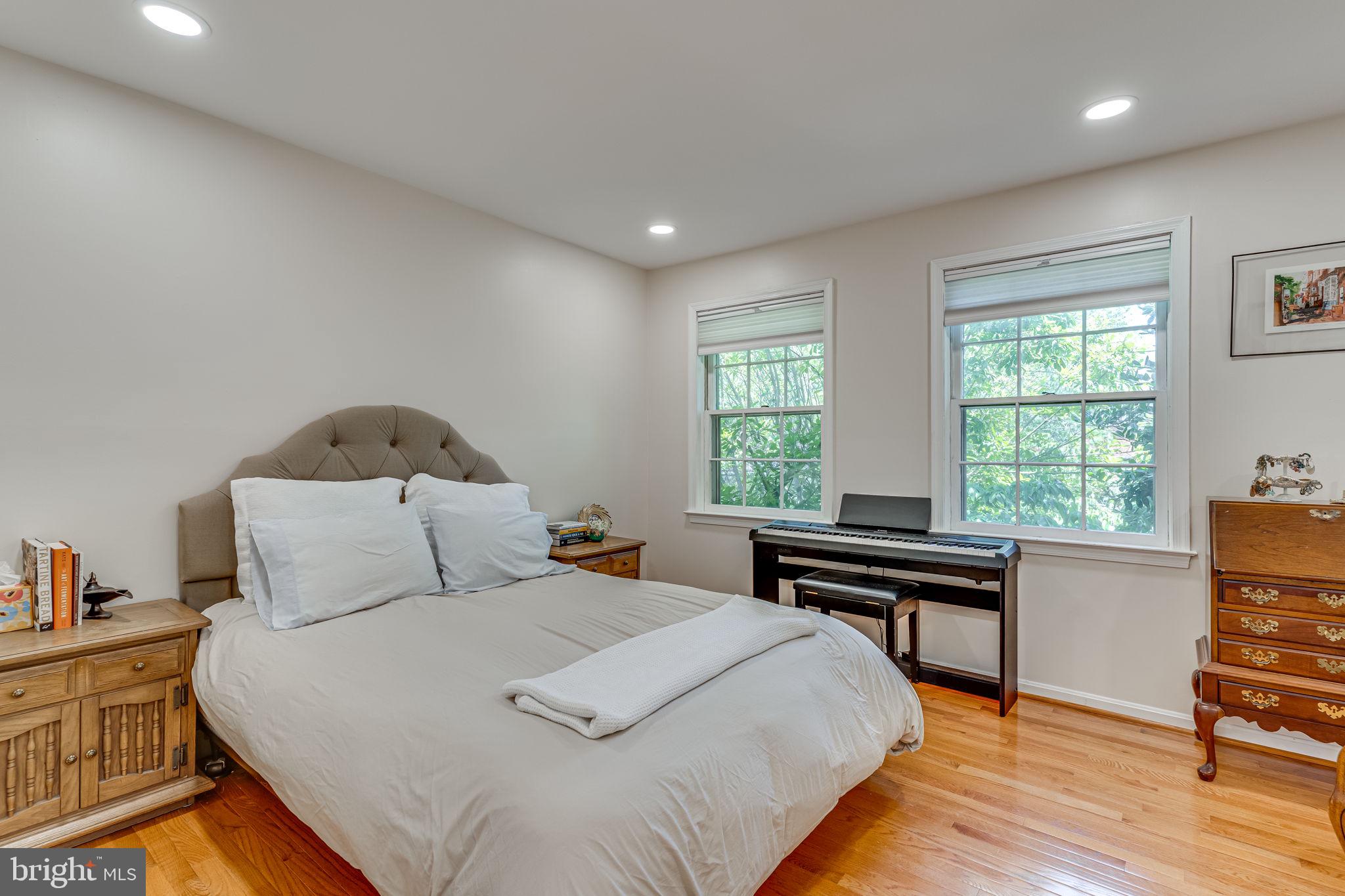 HUNTING CREEK - Residential Lease