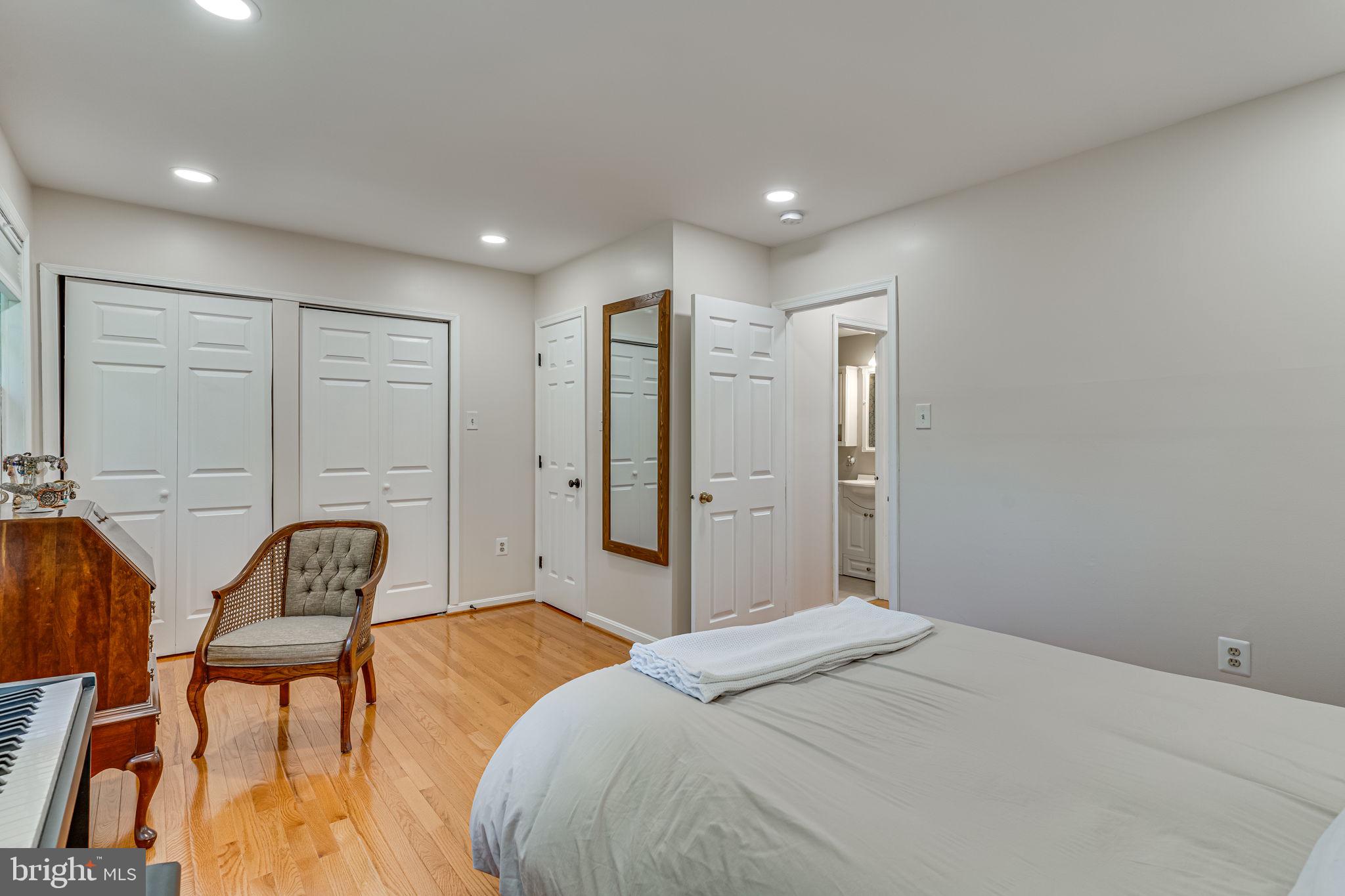 HUNTING CREEK - Residential Lease