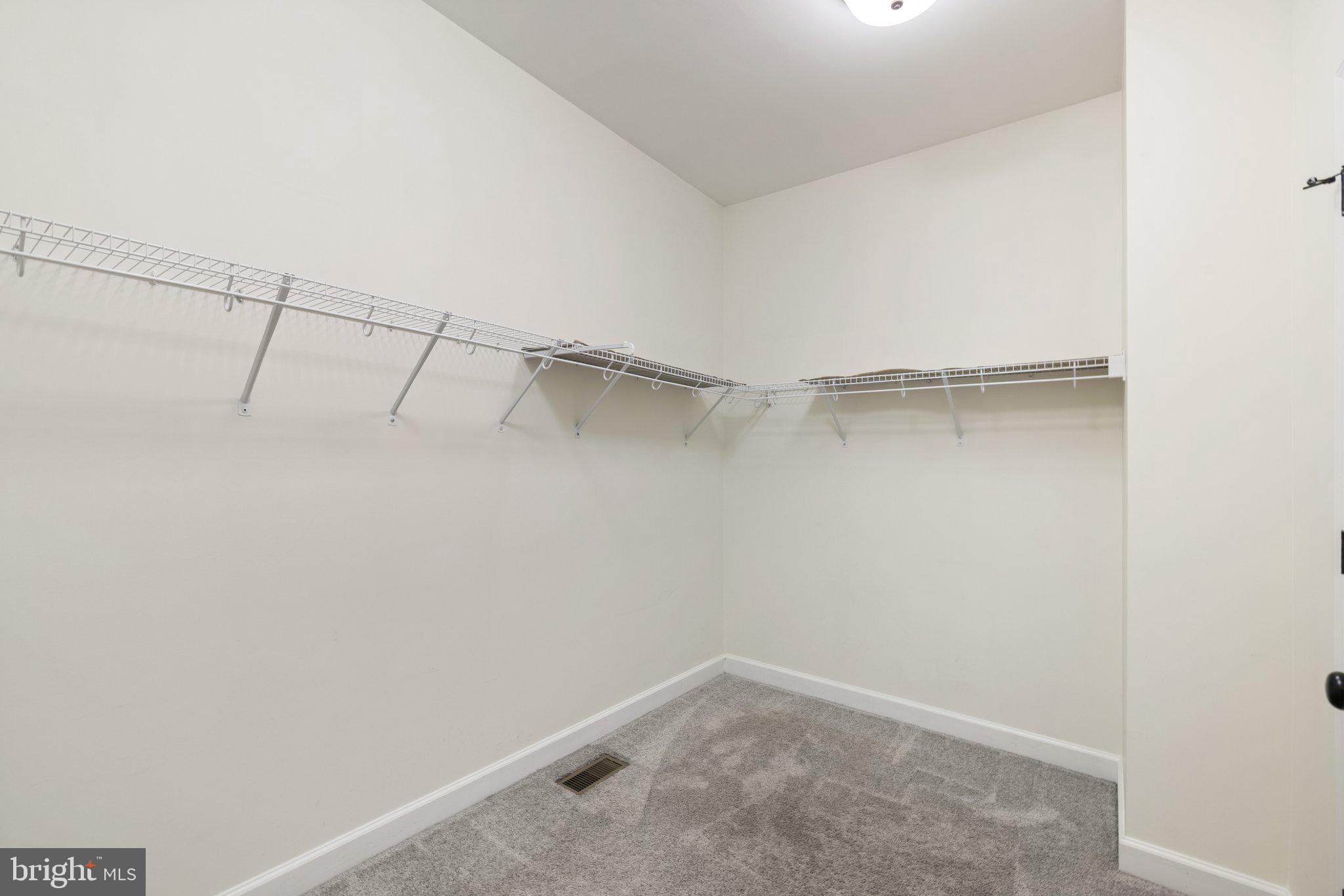 BRIDLE CREEK - Residential