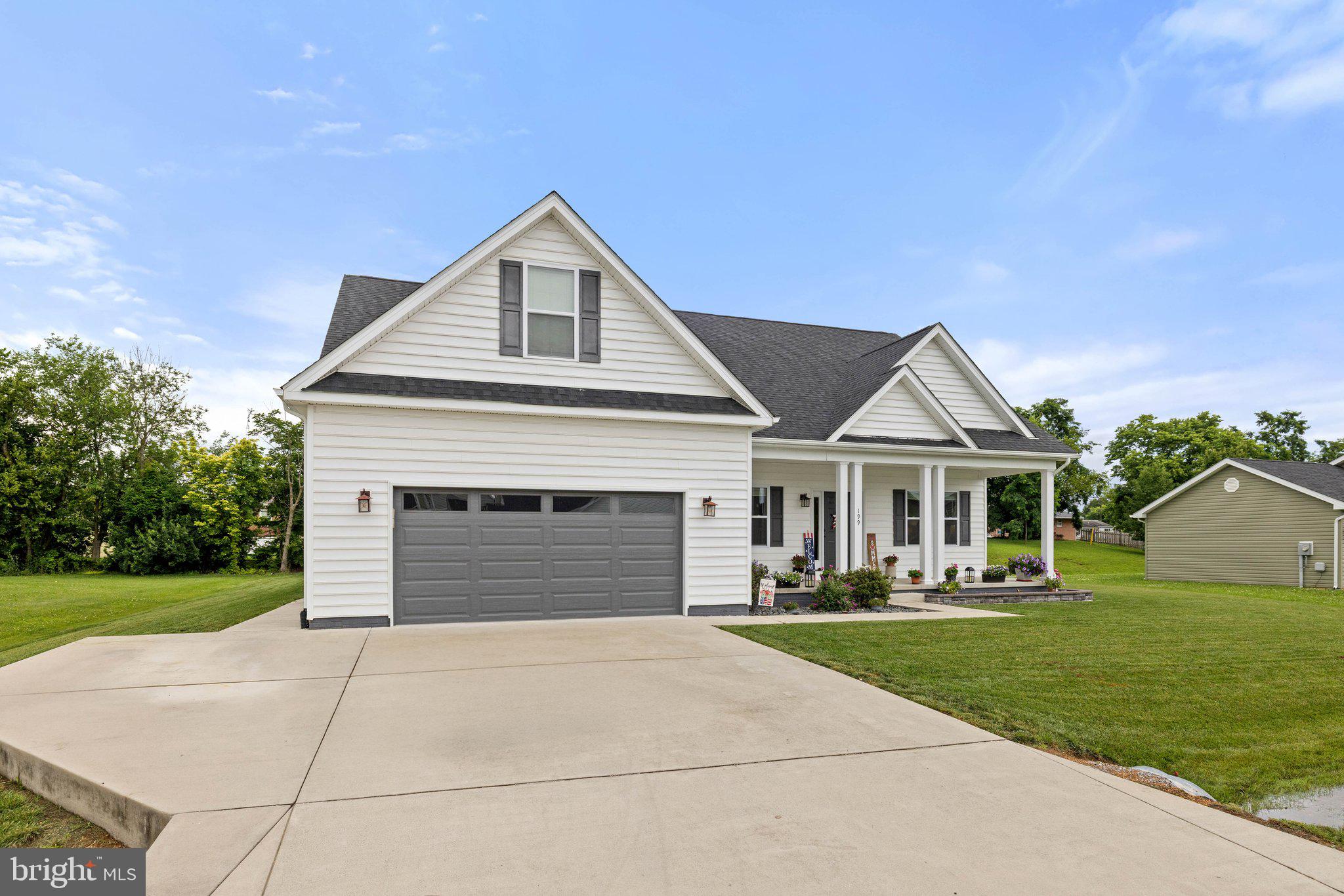 BRIDLE CREEK - Residential