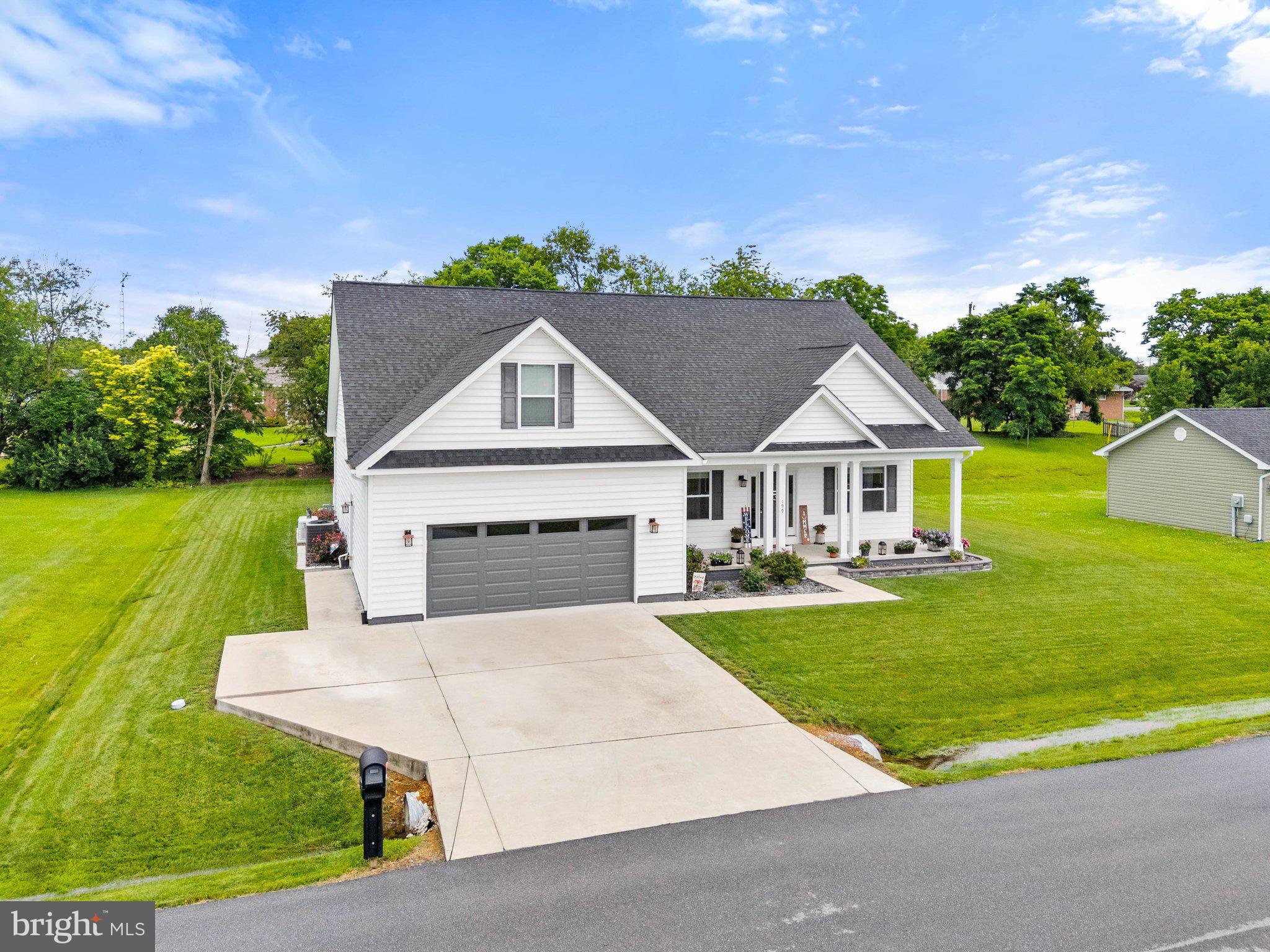 BRIDLE CREEK - Residential