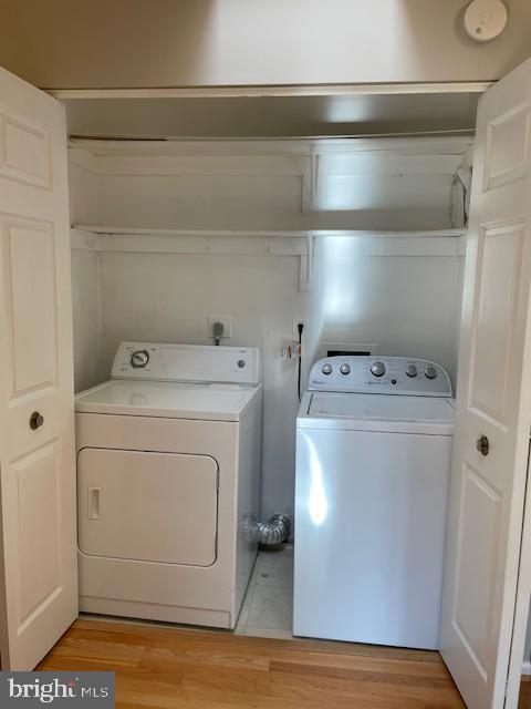 BURKE CENTRE - Residential Lease