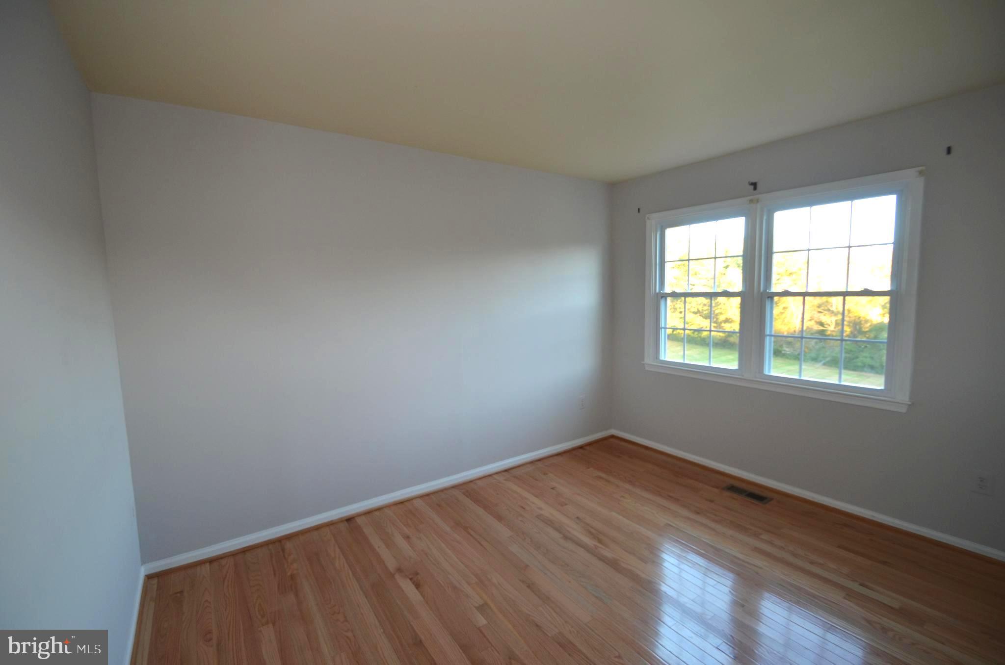 BURKE CENTRE - Residential Lease