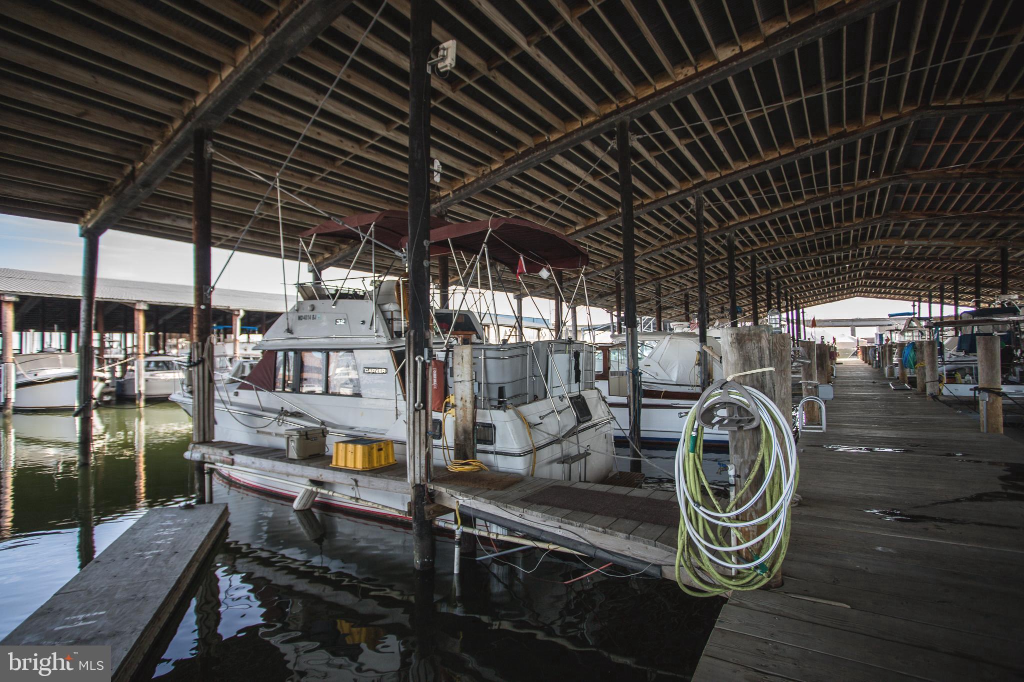 PINEY NARROWS - Residential