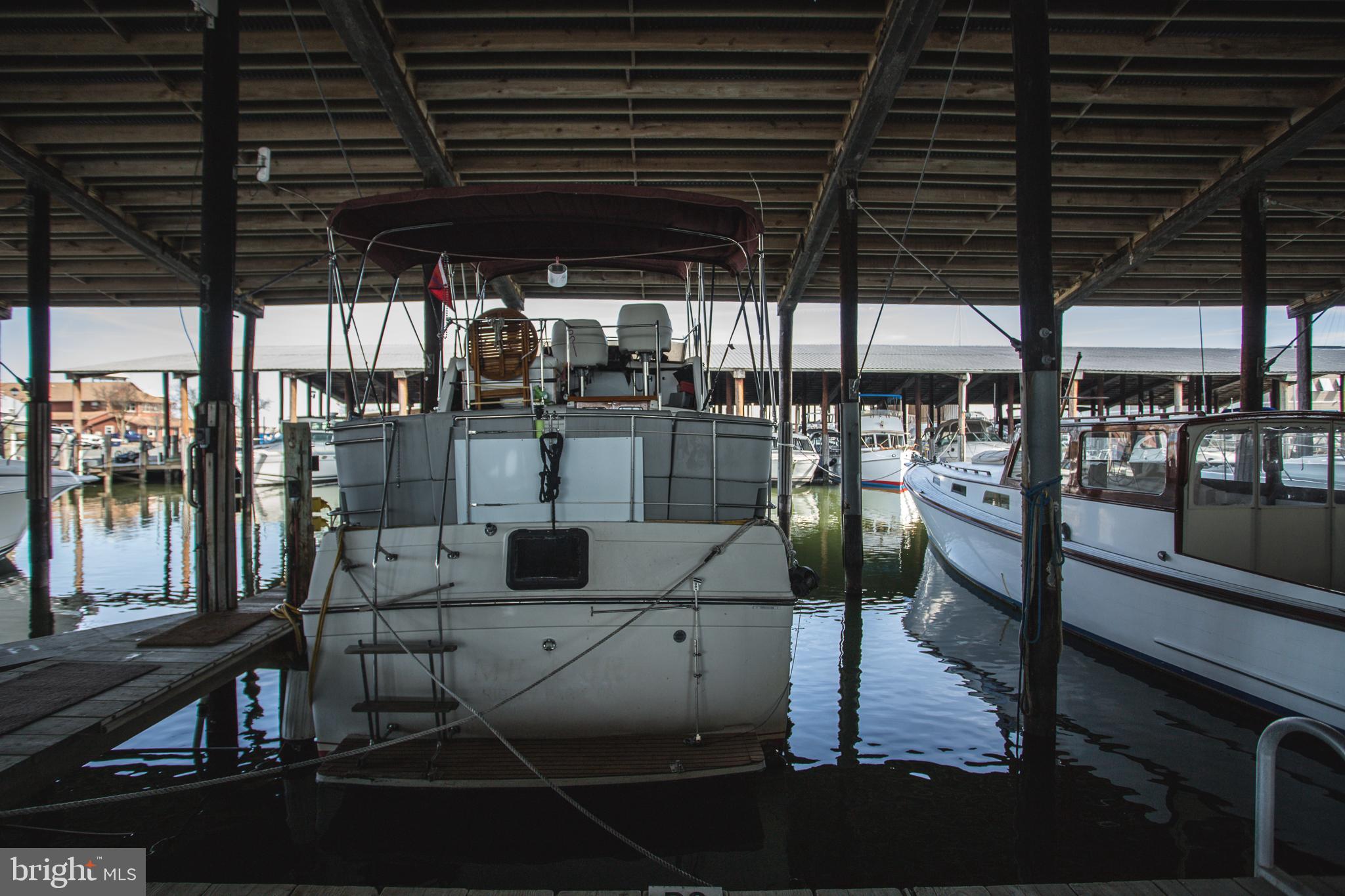 PINEY NARROWS - Residential