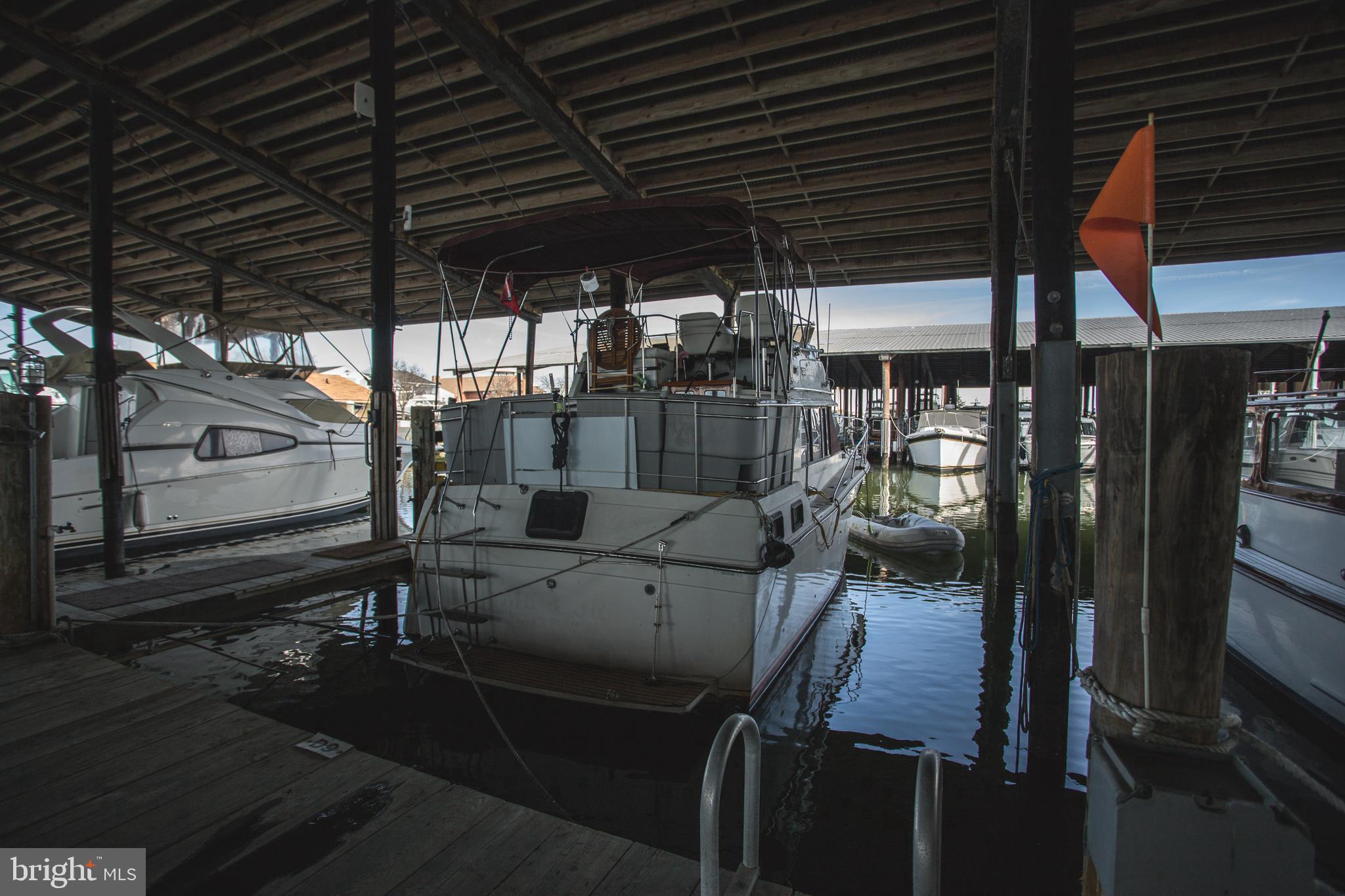 PINEY NARROWS - Residential