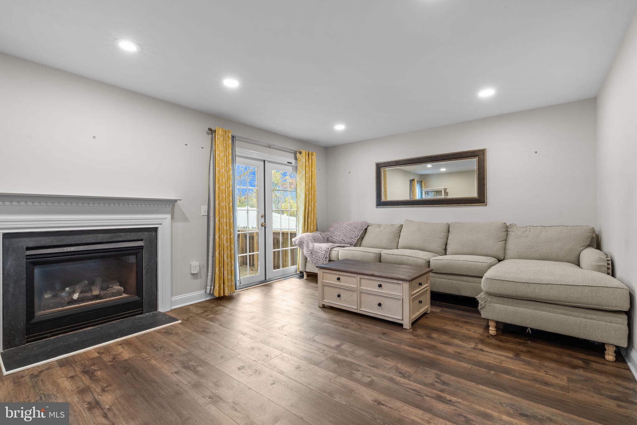 CAMBRIDGE ESTS - Residential