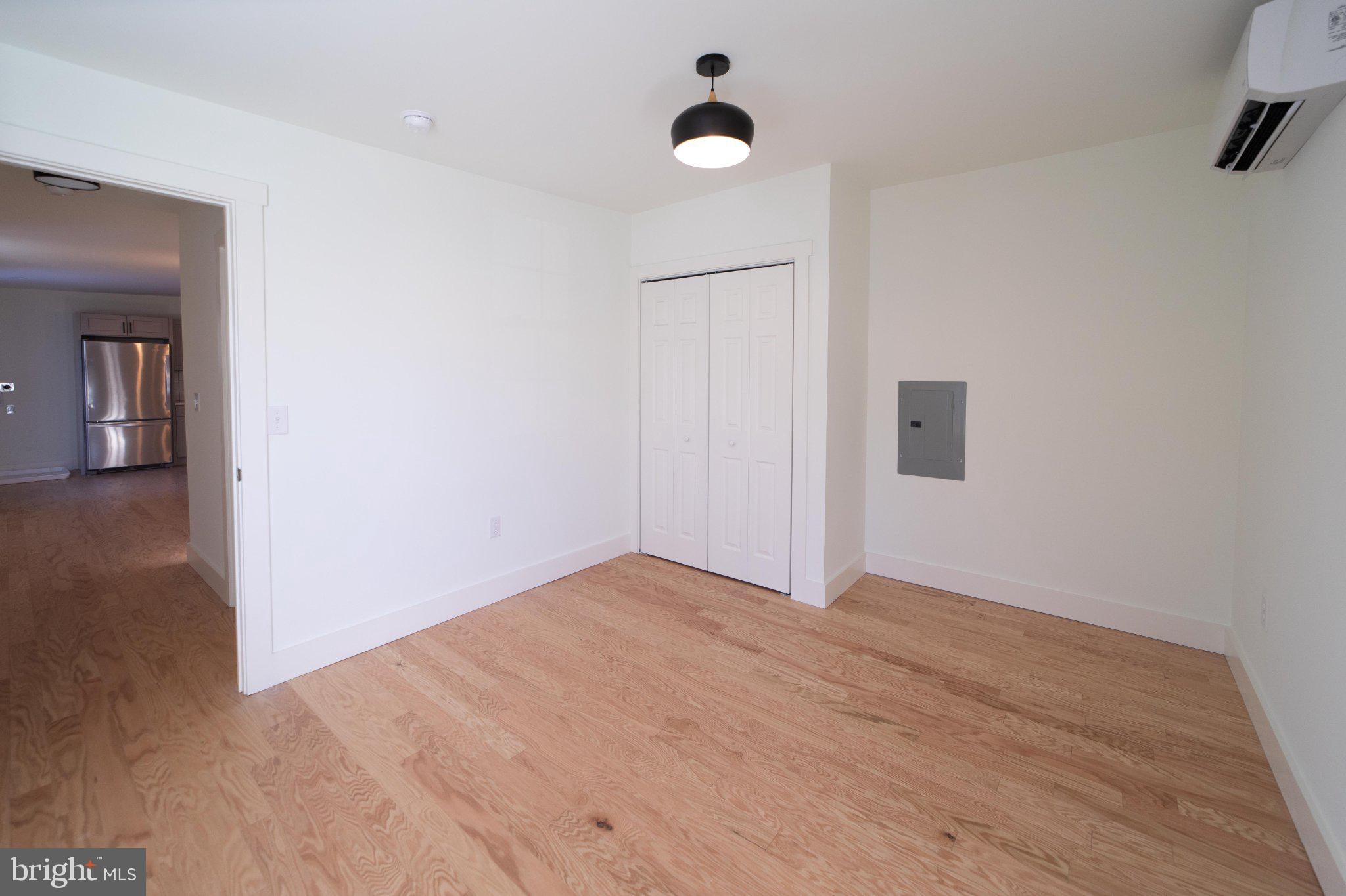449 W KING STREET