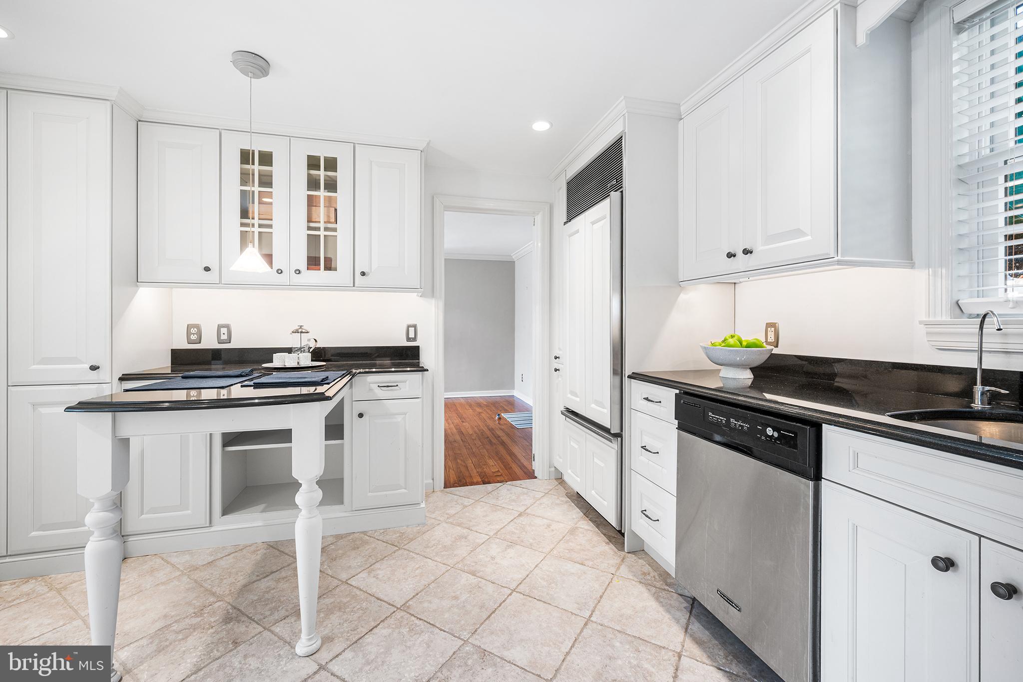 1120 MAPLECREST CIRCLE